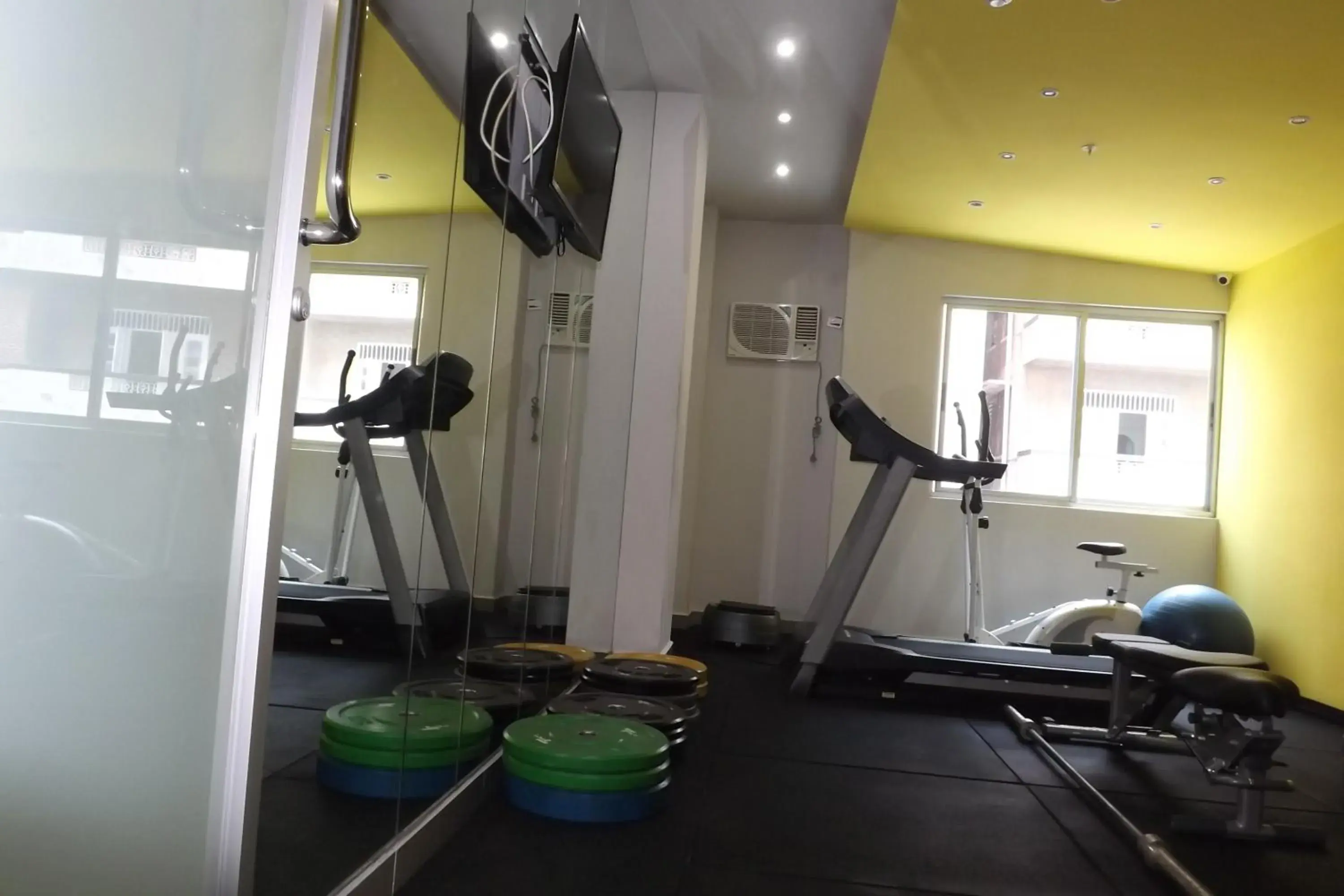 Fitness centre/facilities in Hotel Ojos Del Rio Fitness centre/facilities in Hotel Ojos Del Rio