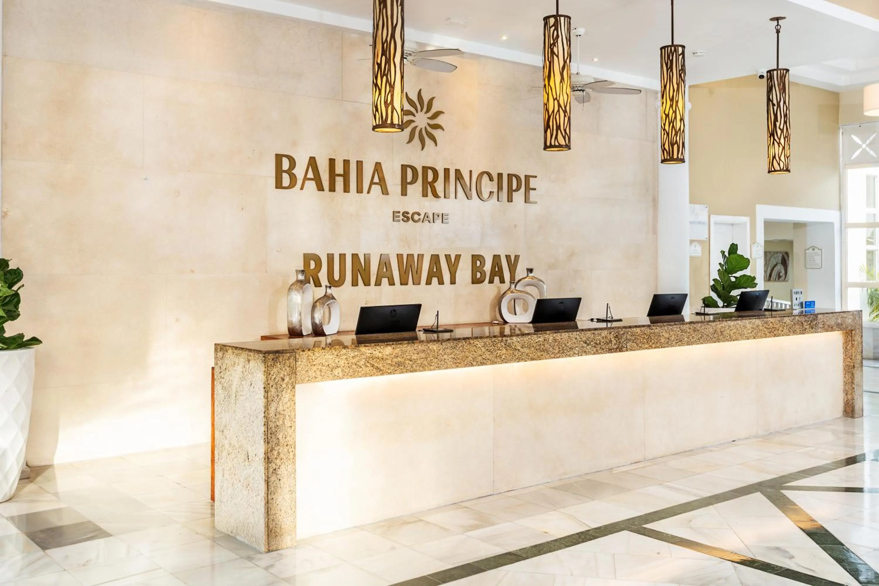 Lobby or reception in Bahia Principe Escape Runaway Bay - All Inclusive