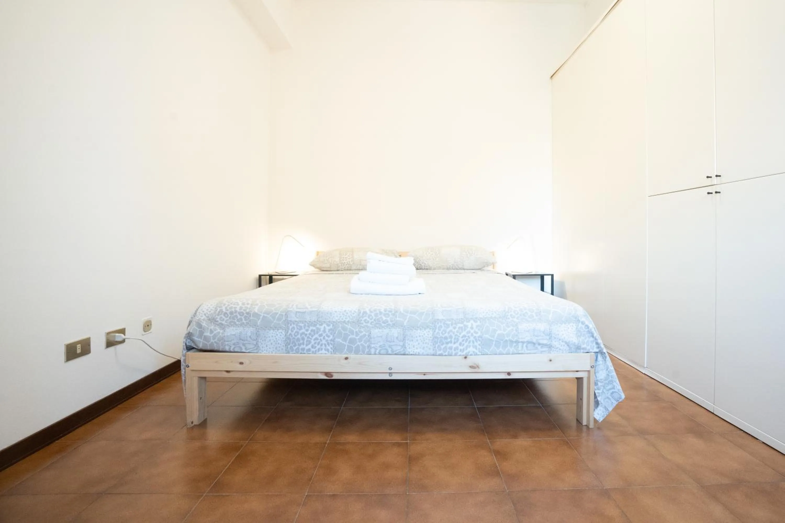 Photo of the whole room, Bed in Loft 6