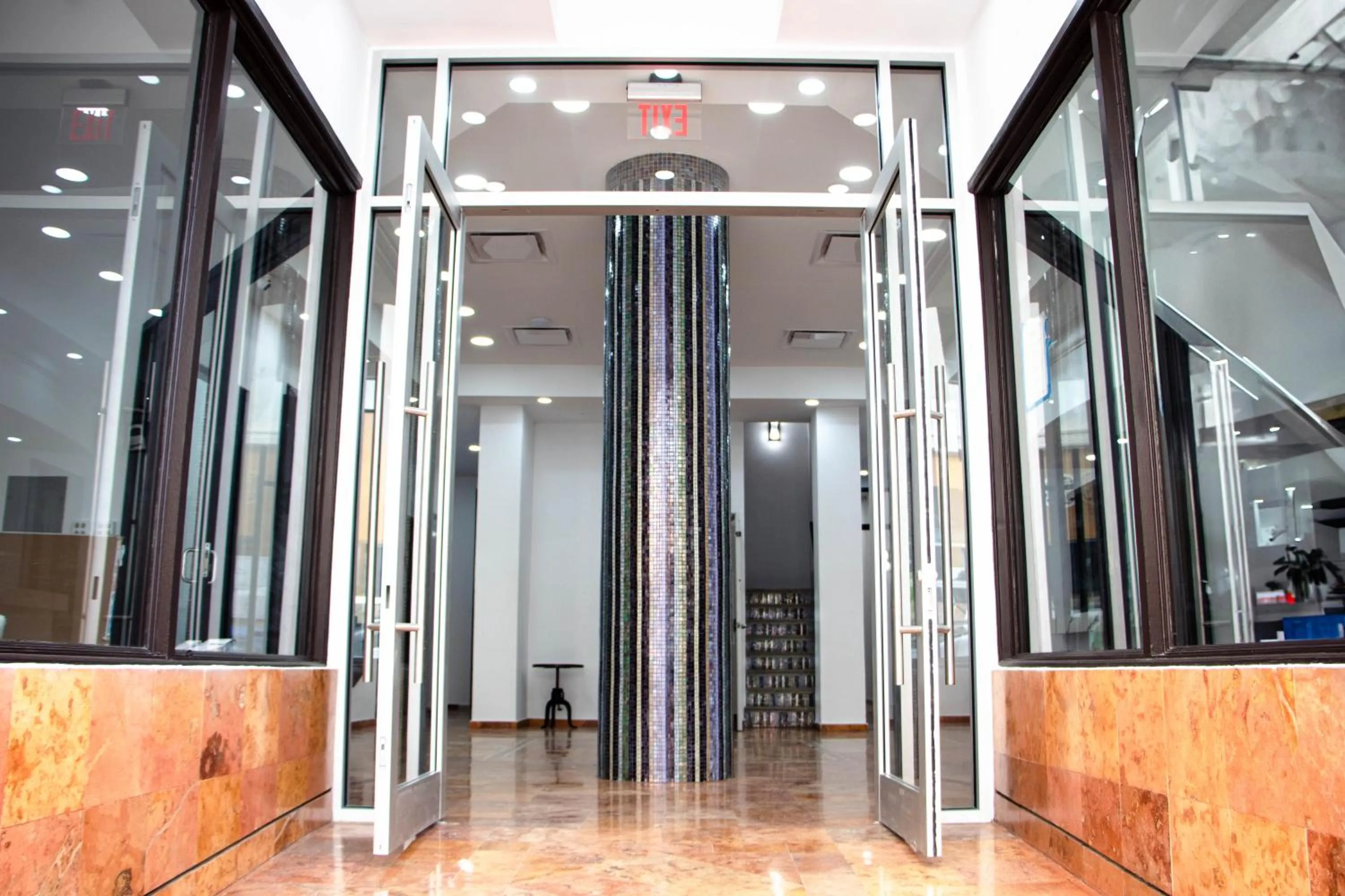 Facade/entrance in Armas Hotel