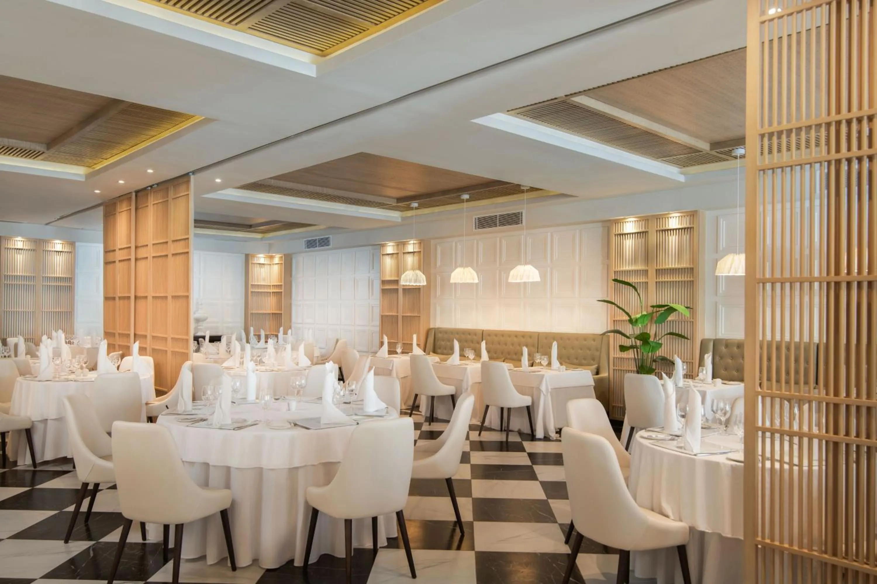 Restaurant/places to eat in Bahia Principe Grand El Portillo - All Inclusive