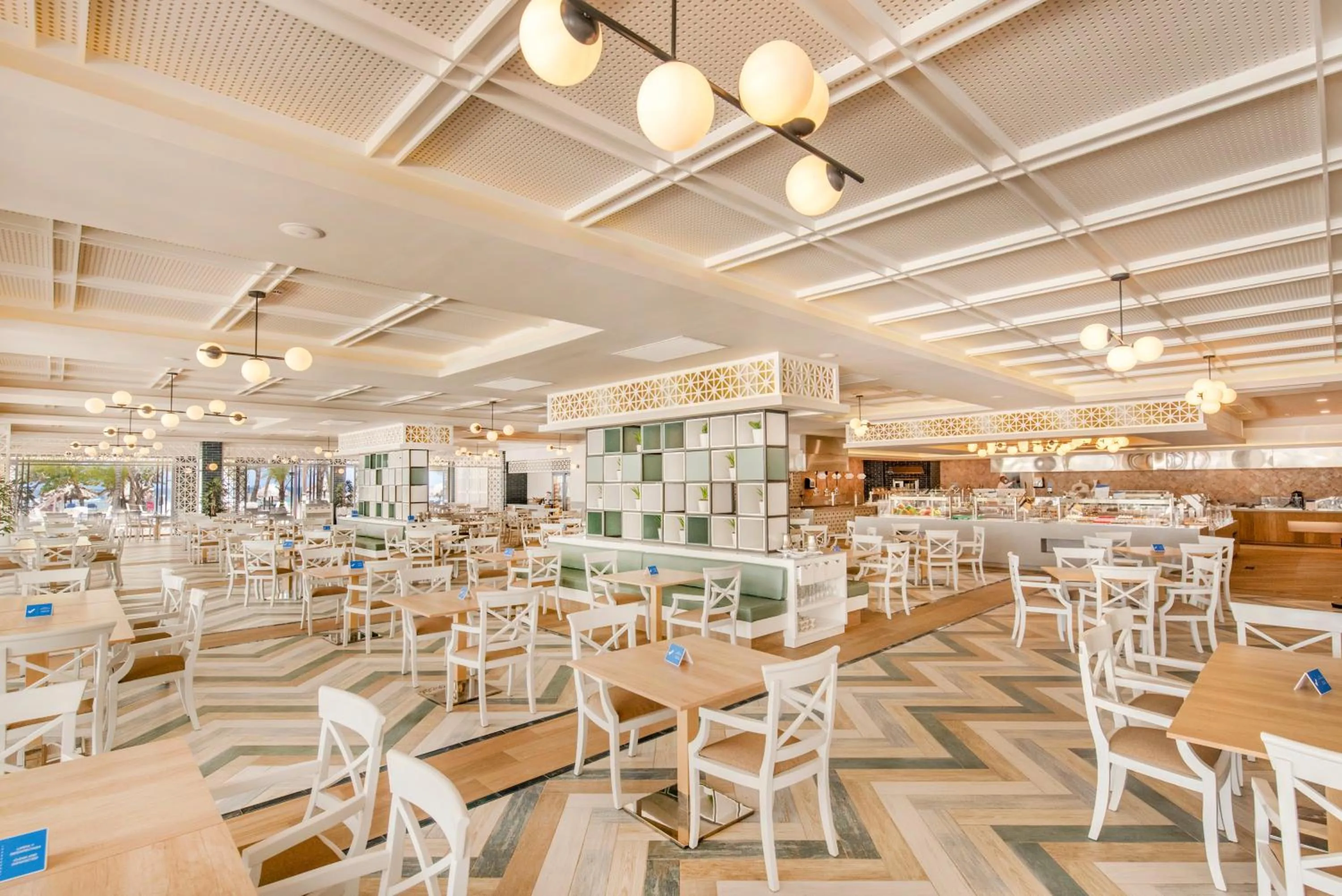 Restaurant/places to eat in Bahia Principe Grand El Portillo - All Inclusive