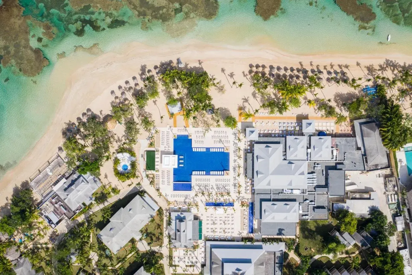 Property building in Bahia Principe Grand El Portillo - All Inclusive Property building in Bahia Principe Grand El Portillo - All Inclusive