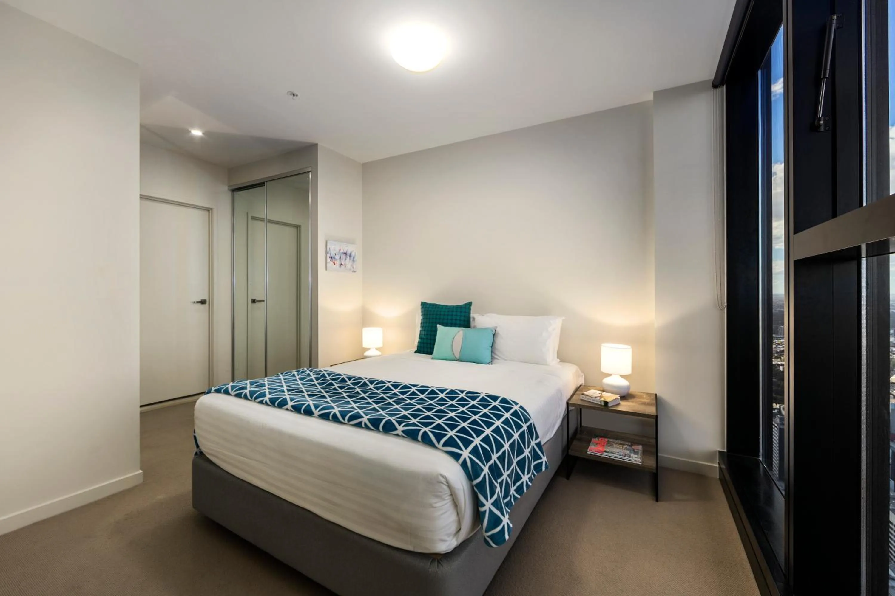 Bedroom, Bed in Winston Apartments