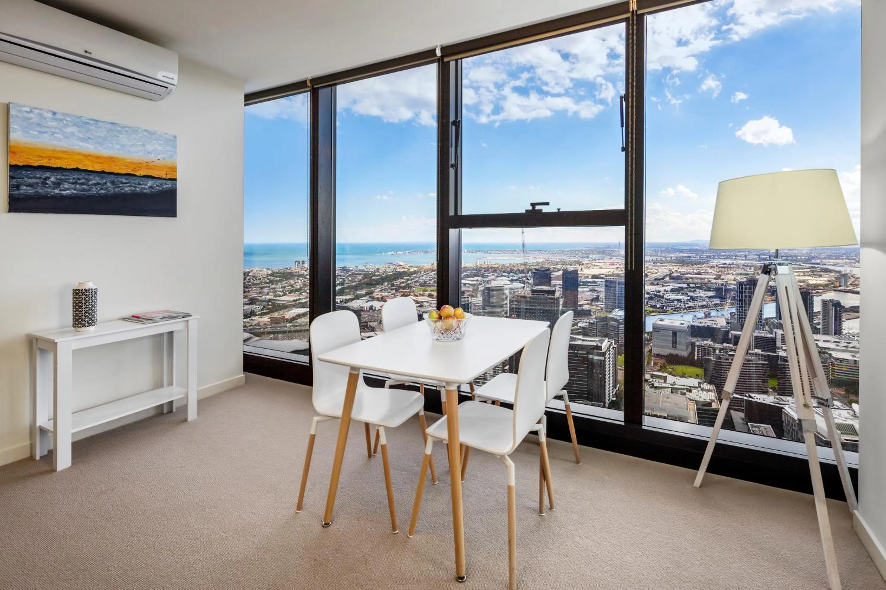 Dining area in Winston Apartments