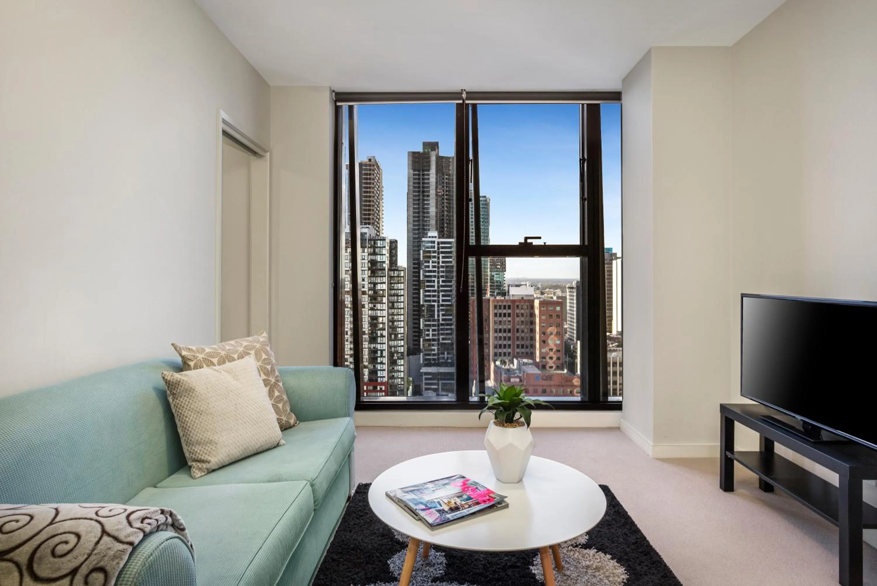 Seating Area in Winston Apartments