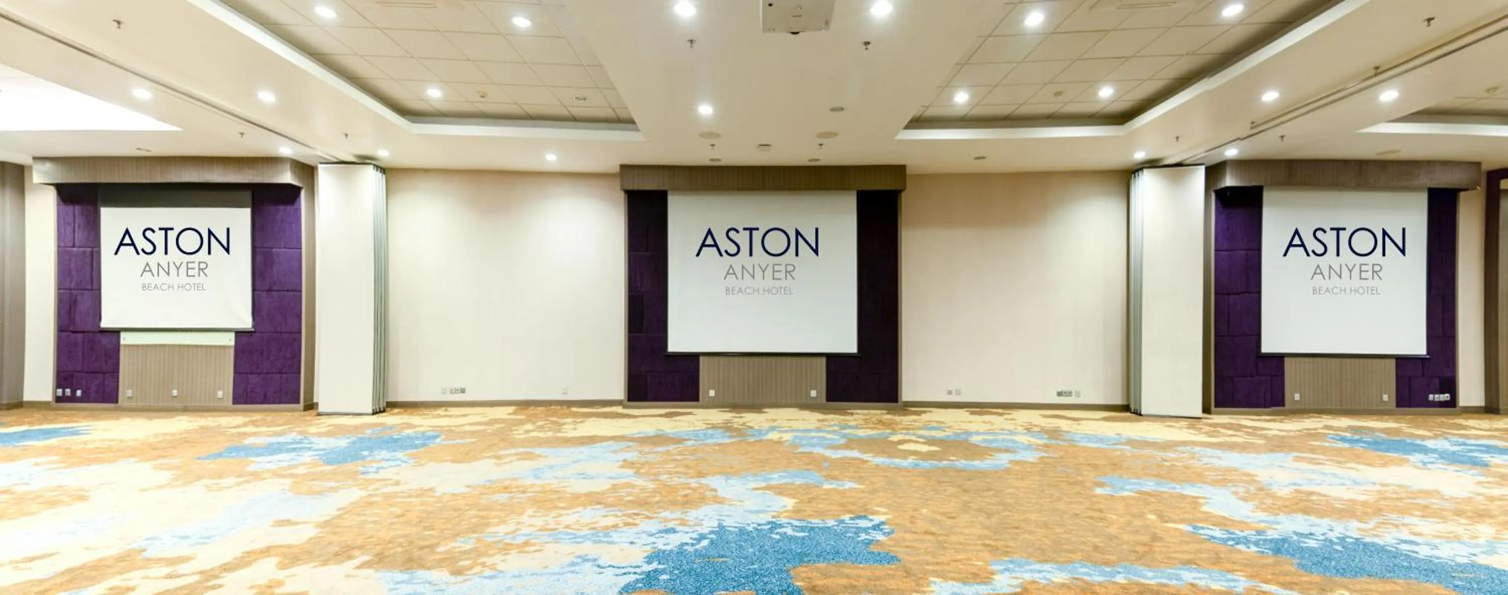 Meeting/conference room in Aston Anyer Beach Hotel