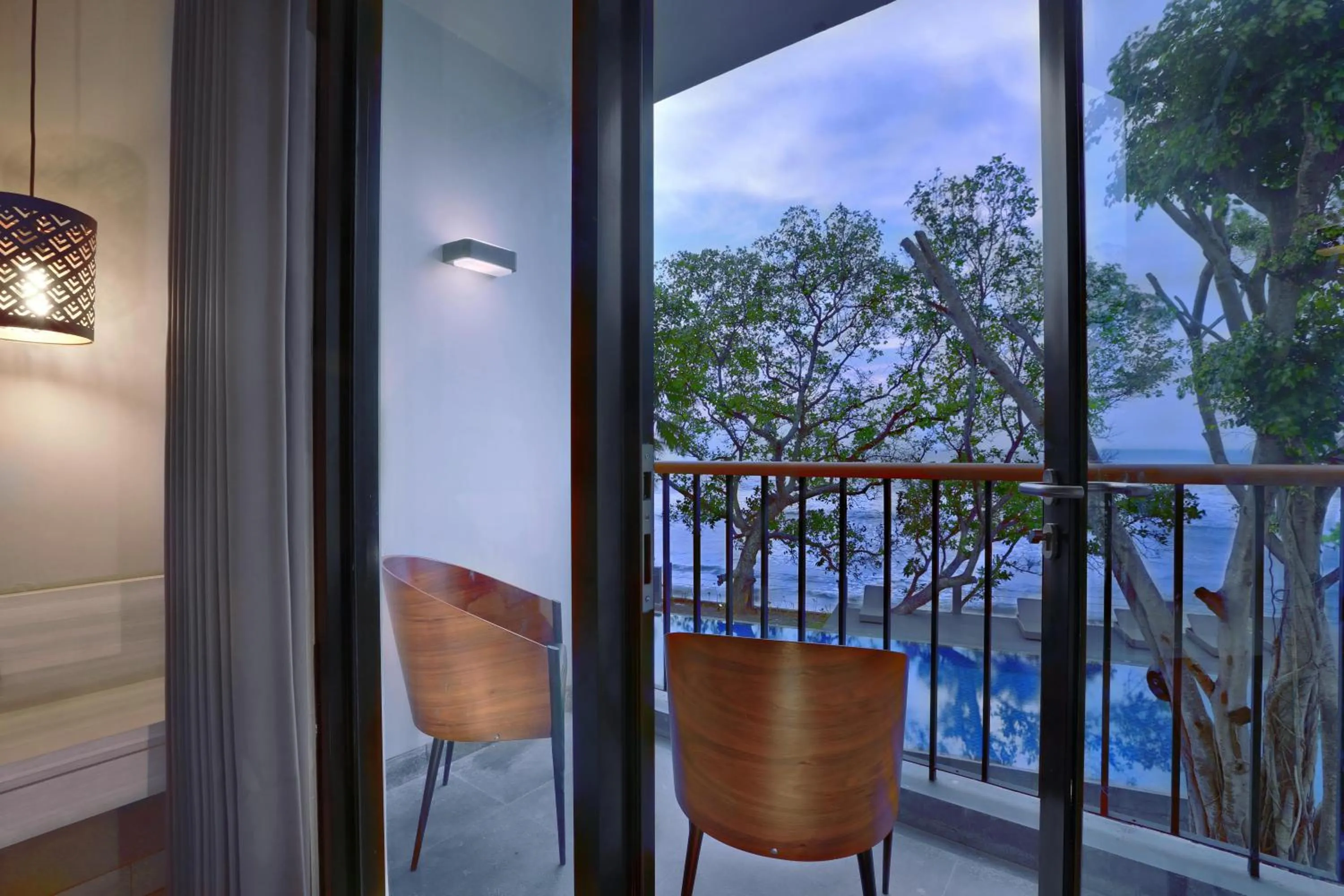 Balcony/Terrace in Aston Anyer Beach Hotel