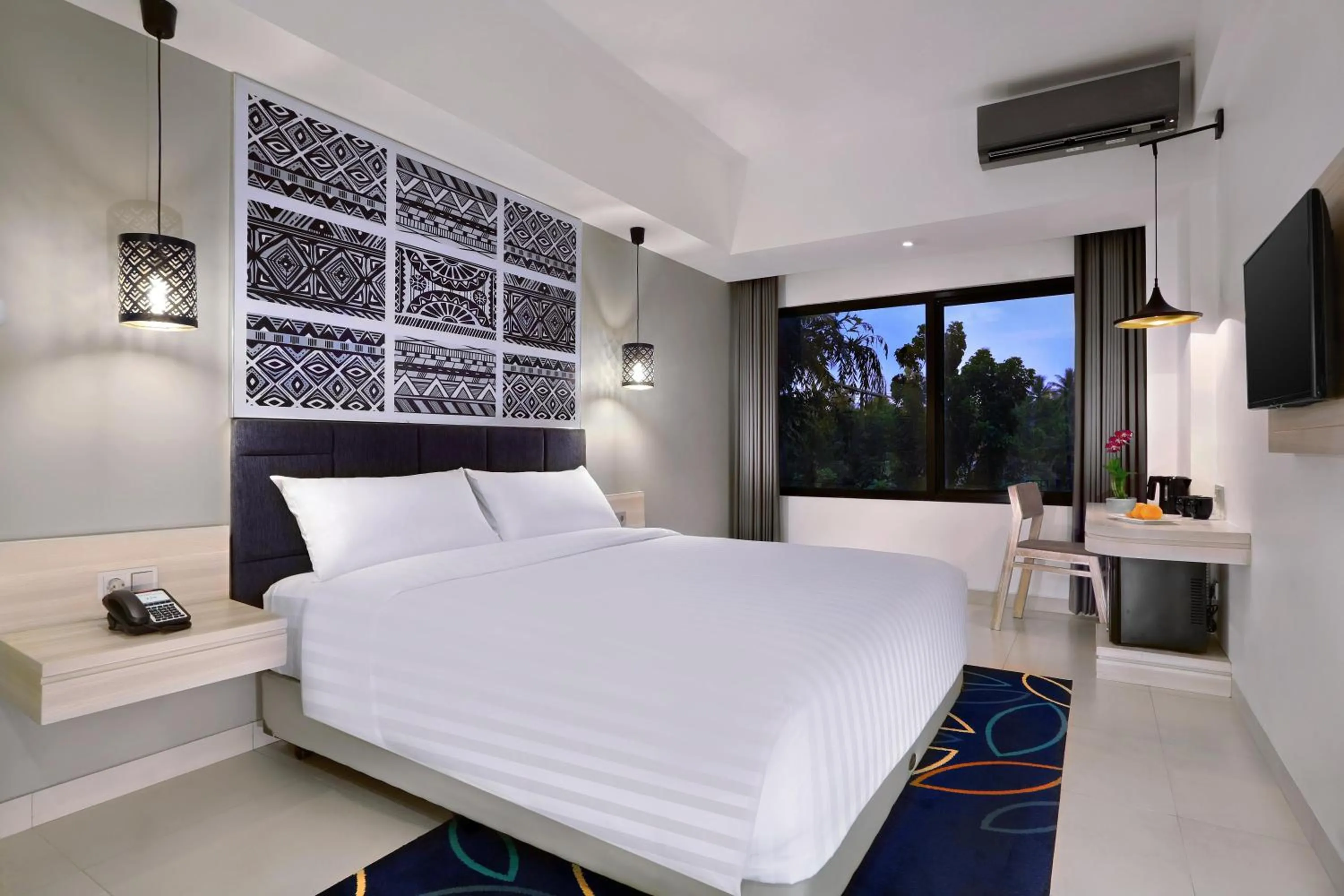 Photo of the whole room, Bed in Aston Anyer Beach Hotel