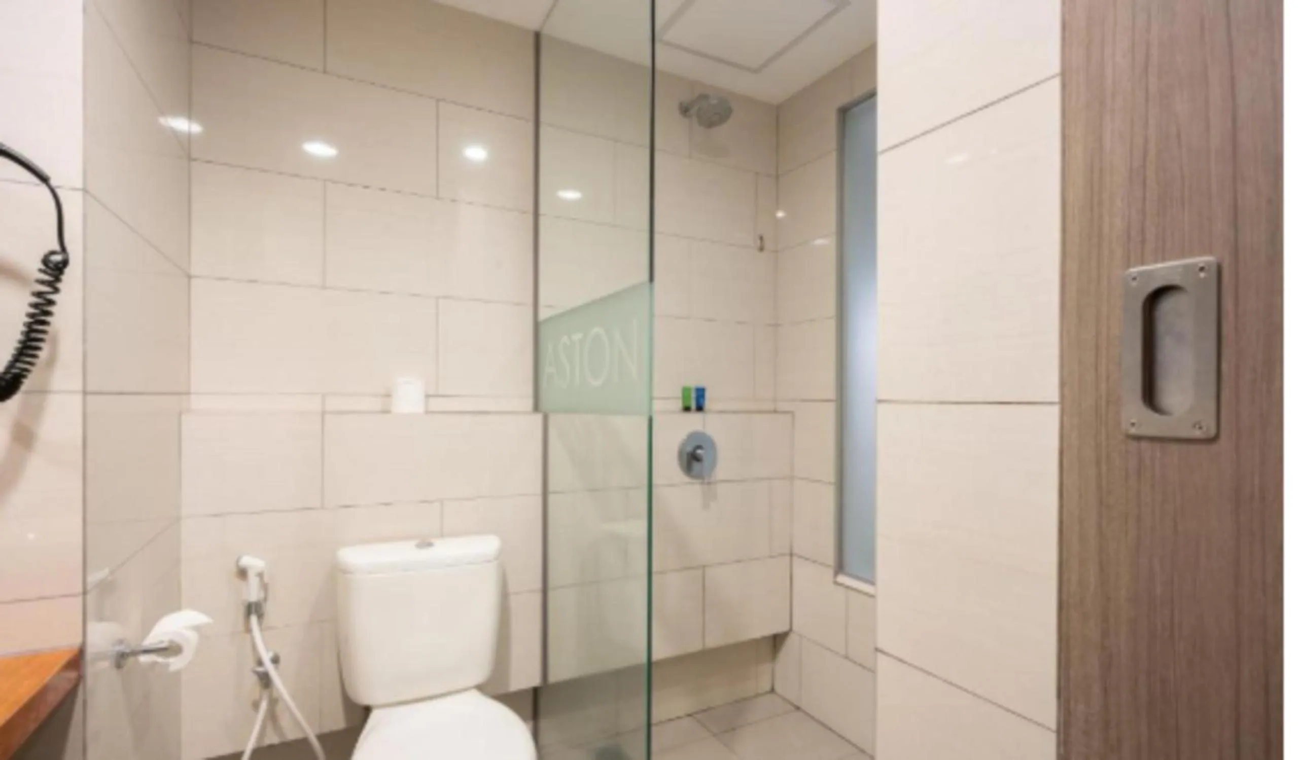 Bathroom in Aston Anyer Beach Hotel