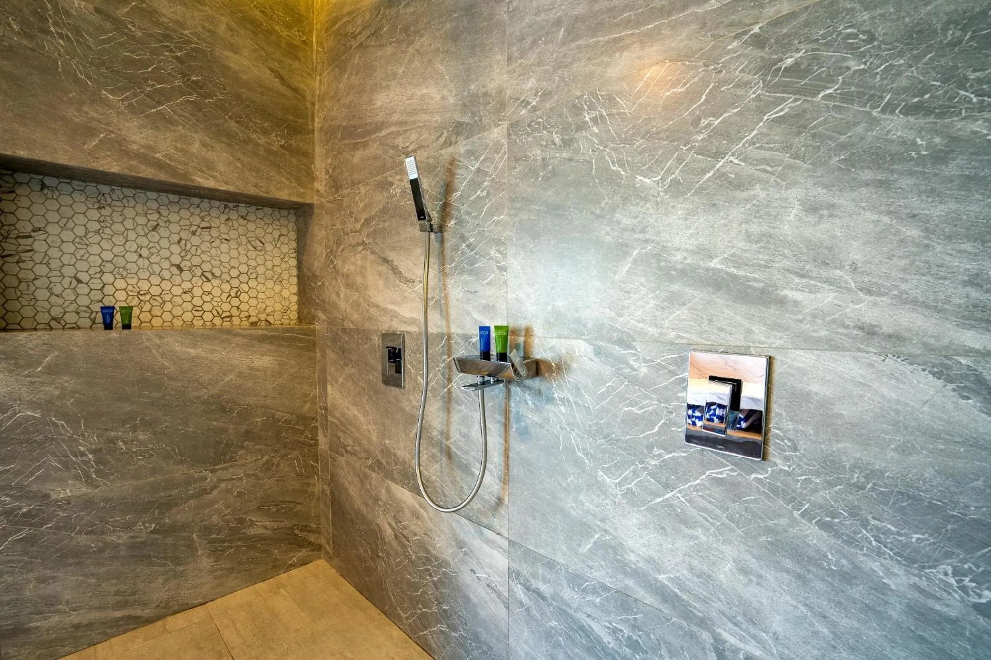 Bathroom in Aston Anyer Beach Hotel