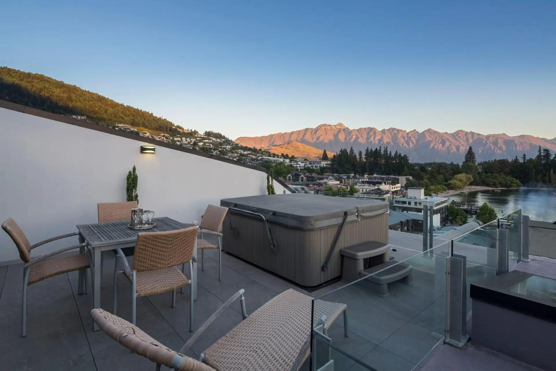 Shotover Penthouse Spa