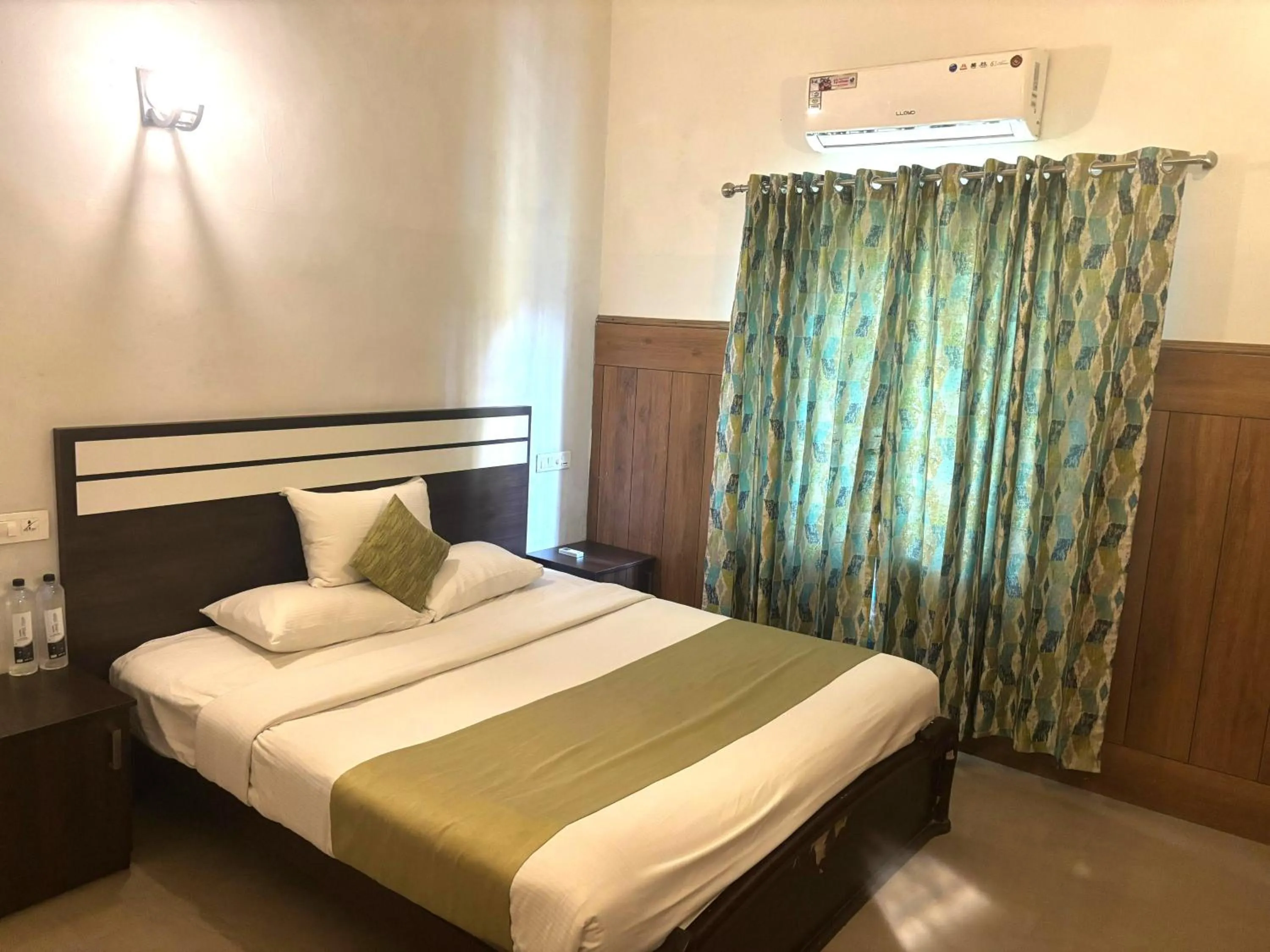 Bed in Lakkidi Village Resort Wayanad