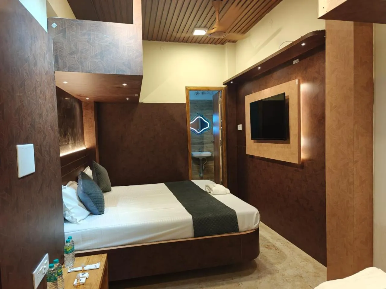 TV and multimedia, Bed in Grand Inn