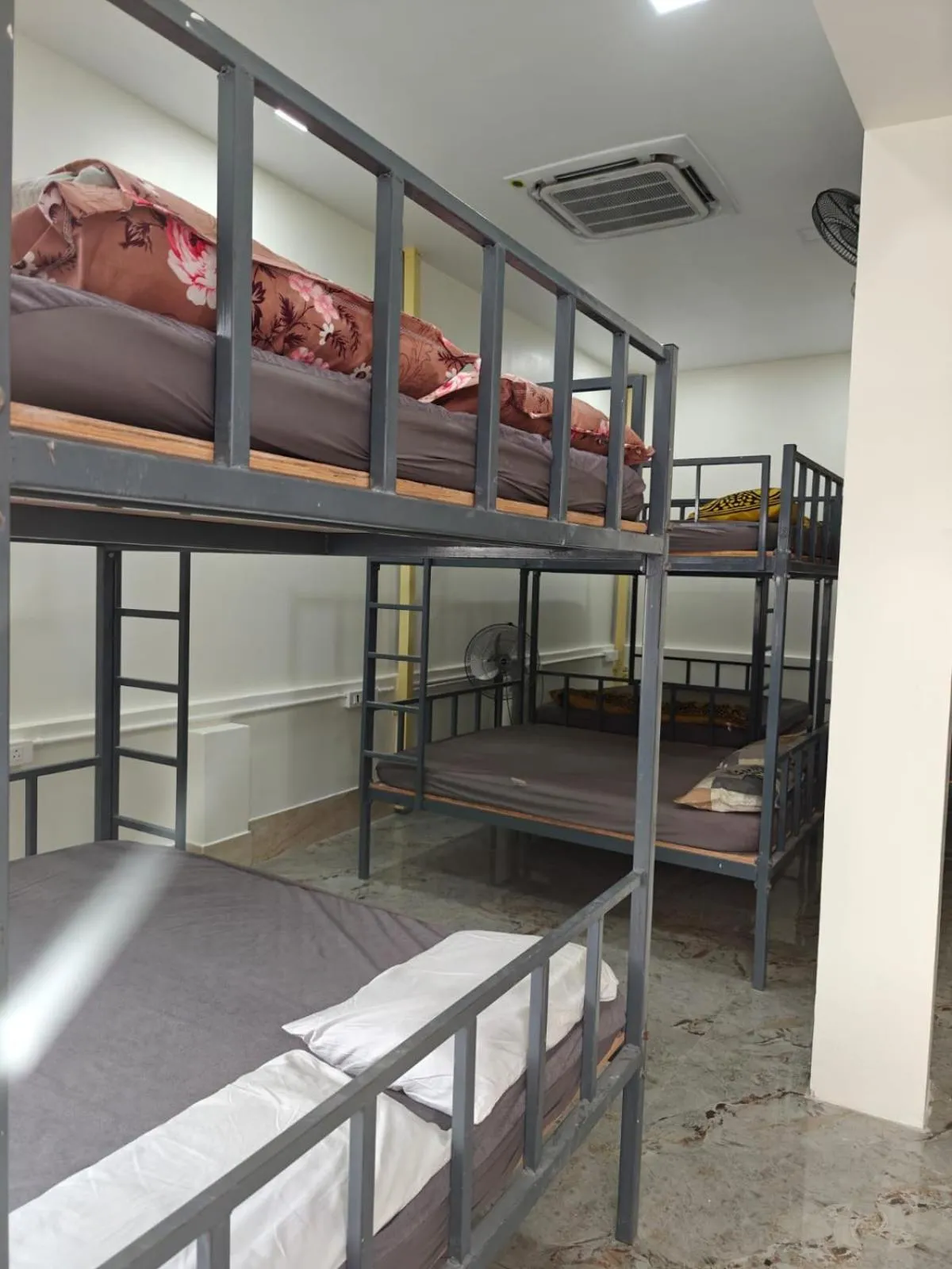 Bedroom, Bed in Grand Inn