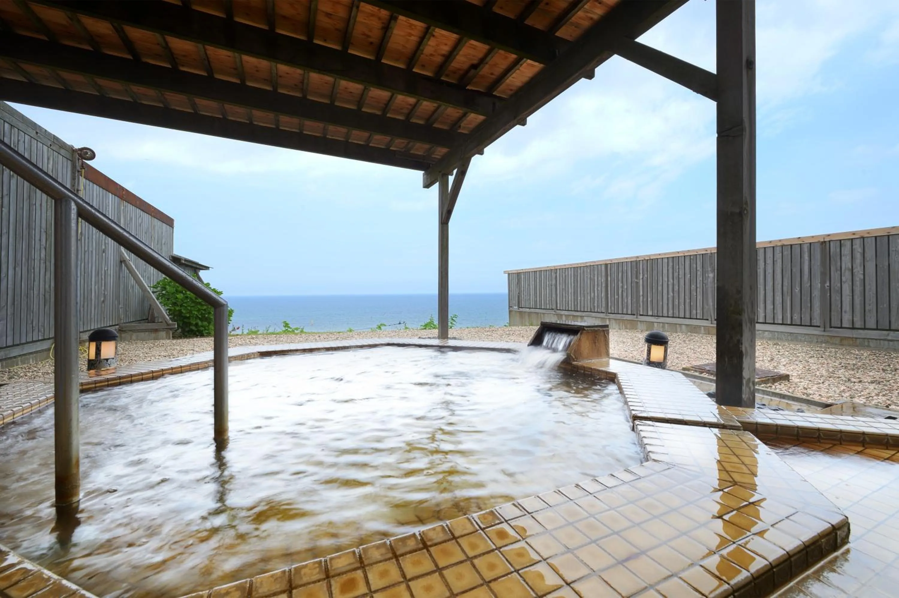 Hot Spring Bath in Hotel Grand Mer Sankaiso
