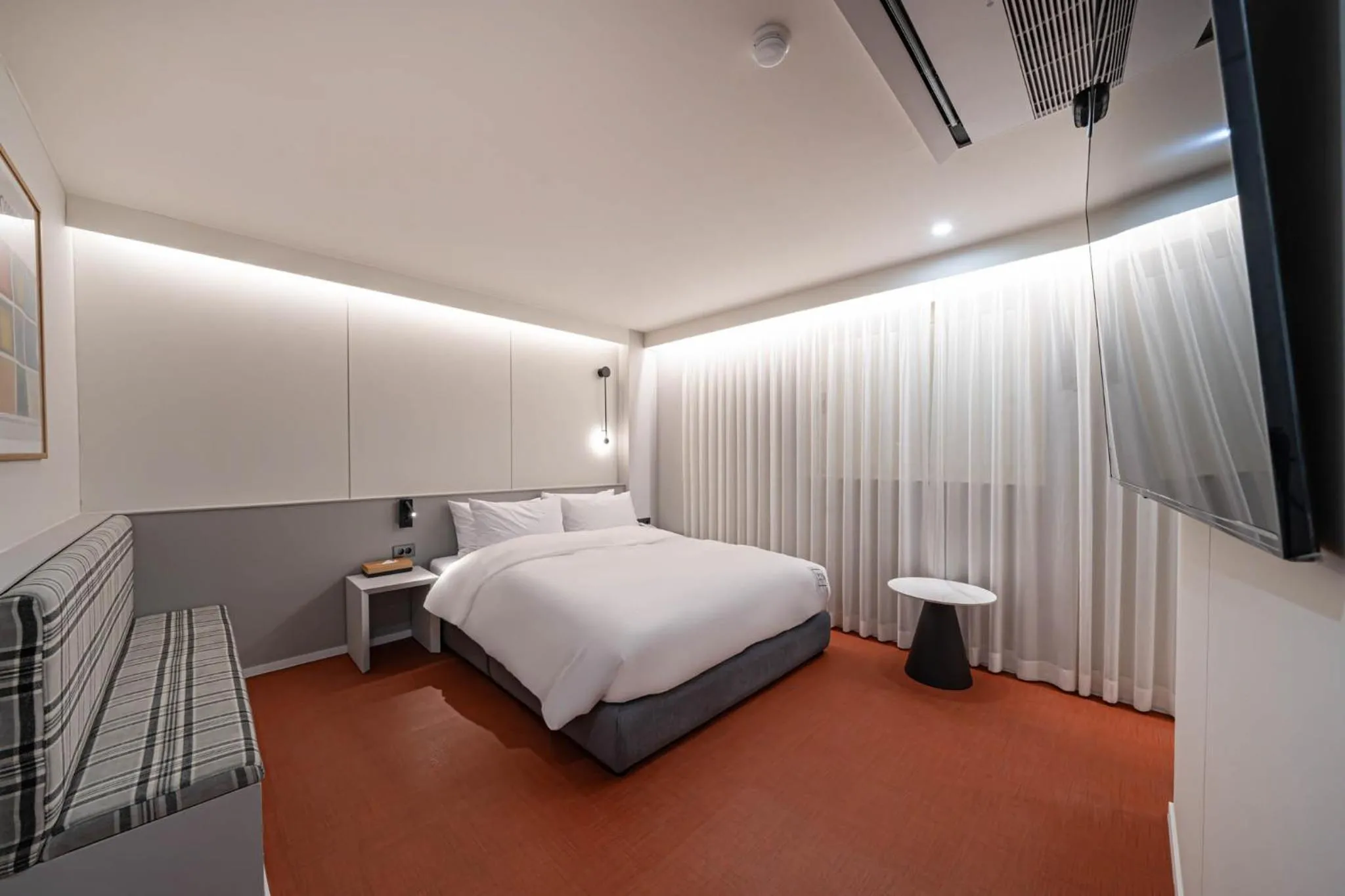 Bed in No 25 Hotel