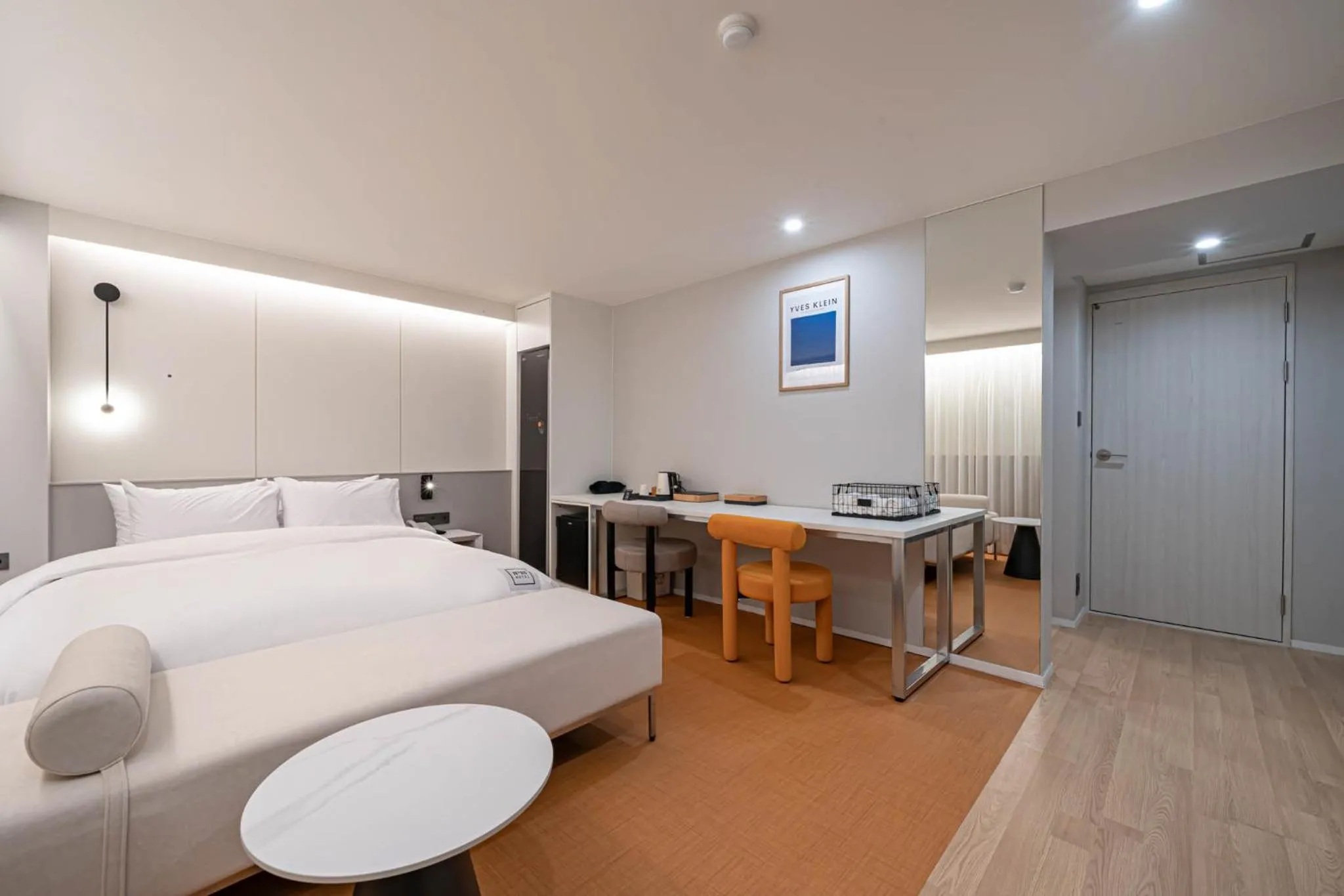 Bed in No 25 Hotel