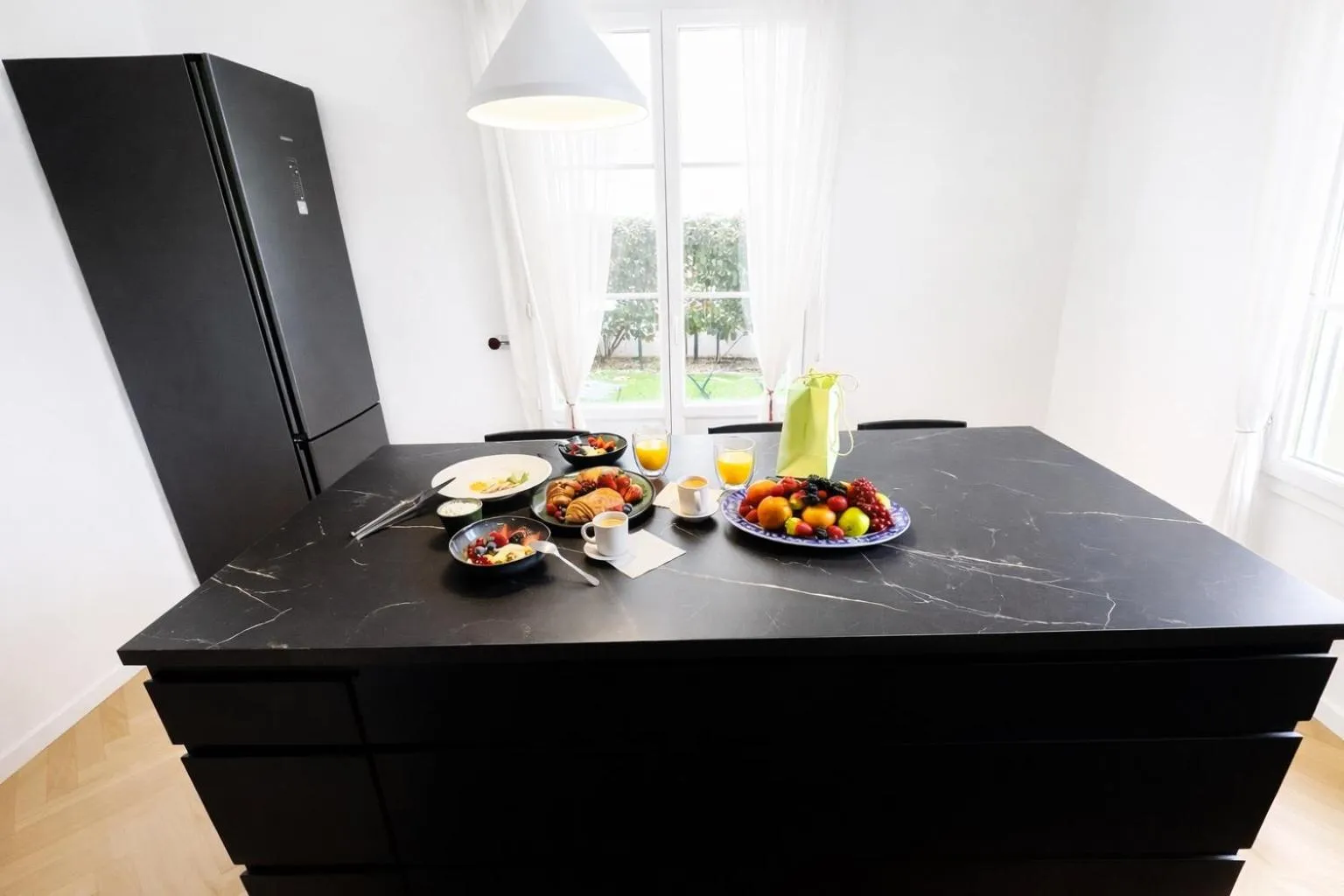 kitchen in Lifestyle Disneyland Paris 8 PAX