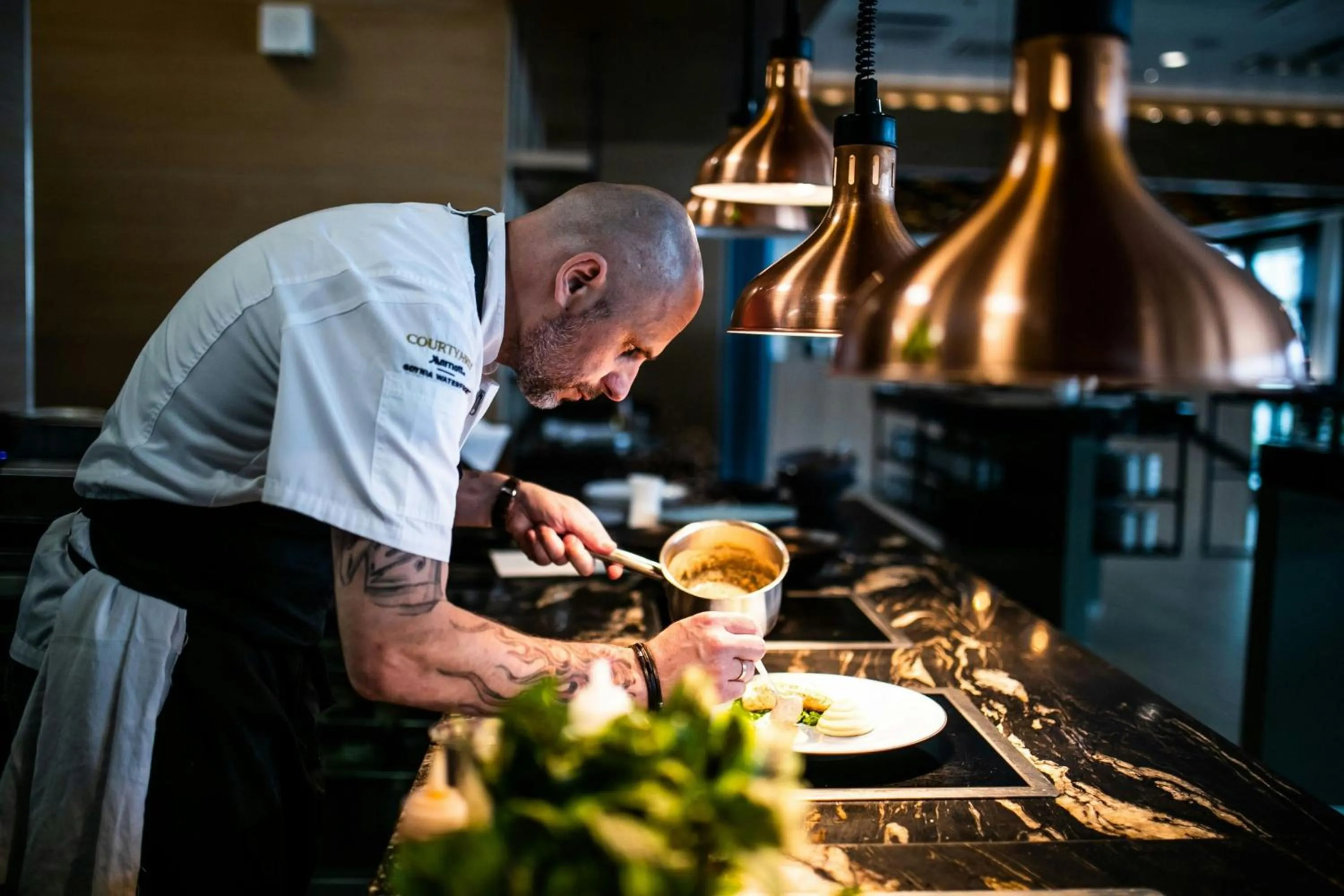 Kitchen or kitchenette in Courtyard by Marriott Gdynia Waterfront