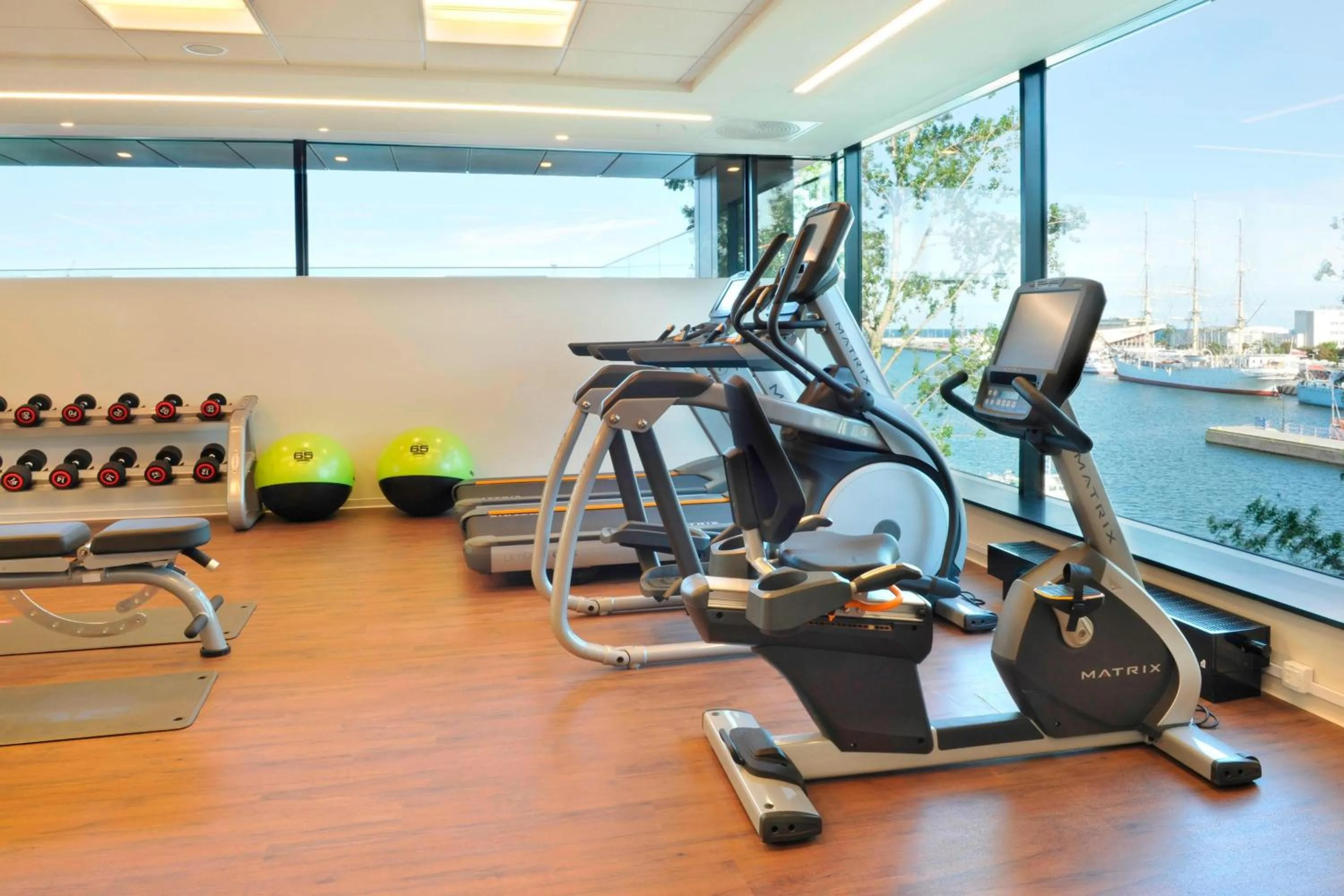 Fitness centre/facilities in Courtyard by Marriott Gdynia Waterfront