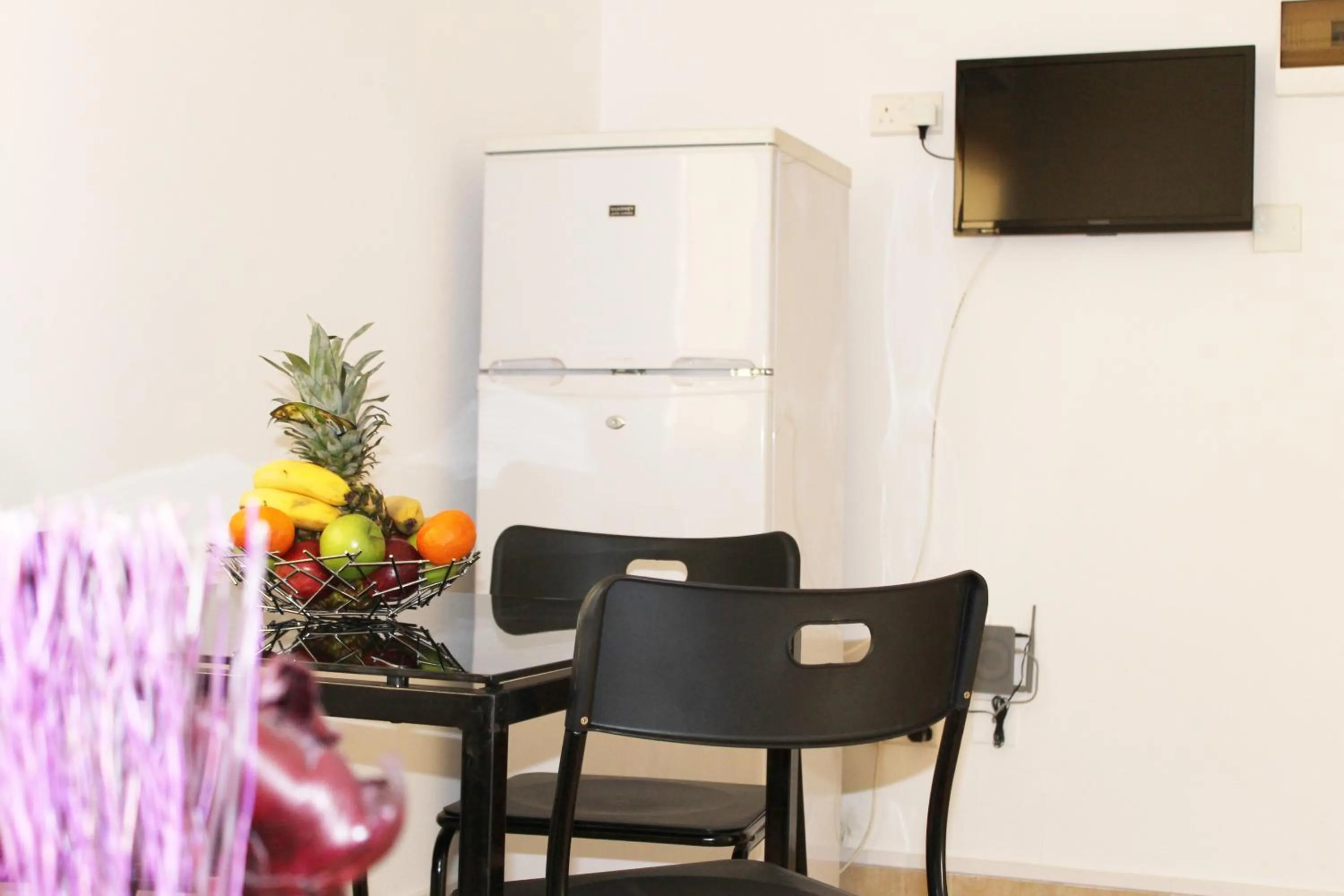 TV and multimedia in Tiffany City Apartments