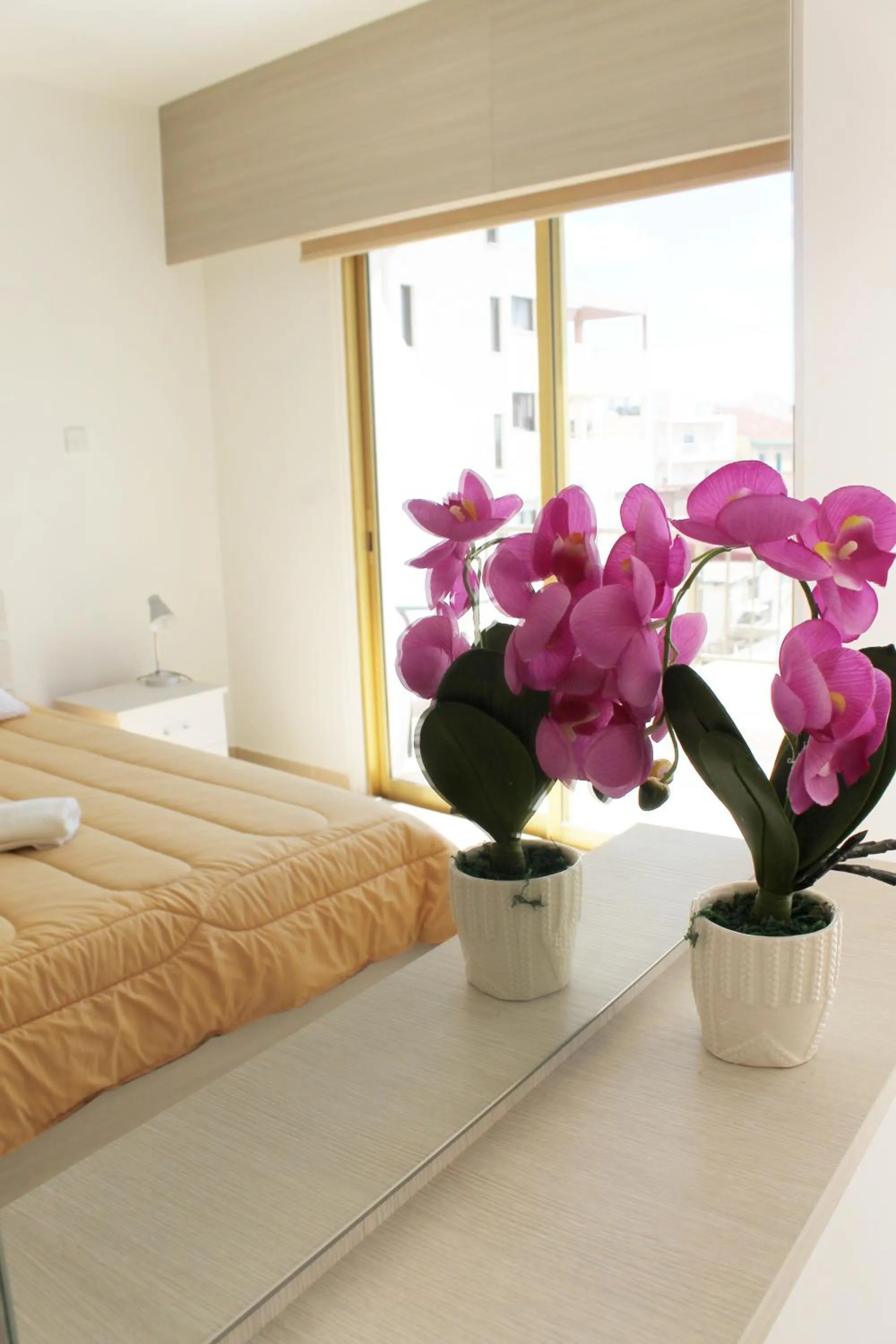 Decorative detail, Bed in Tiffany City Apartments