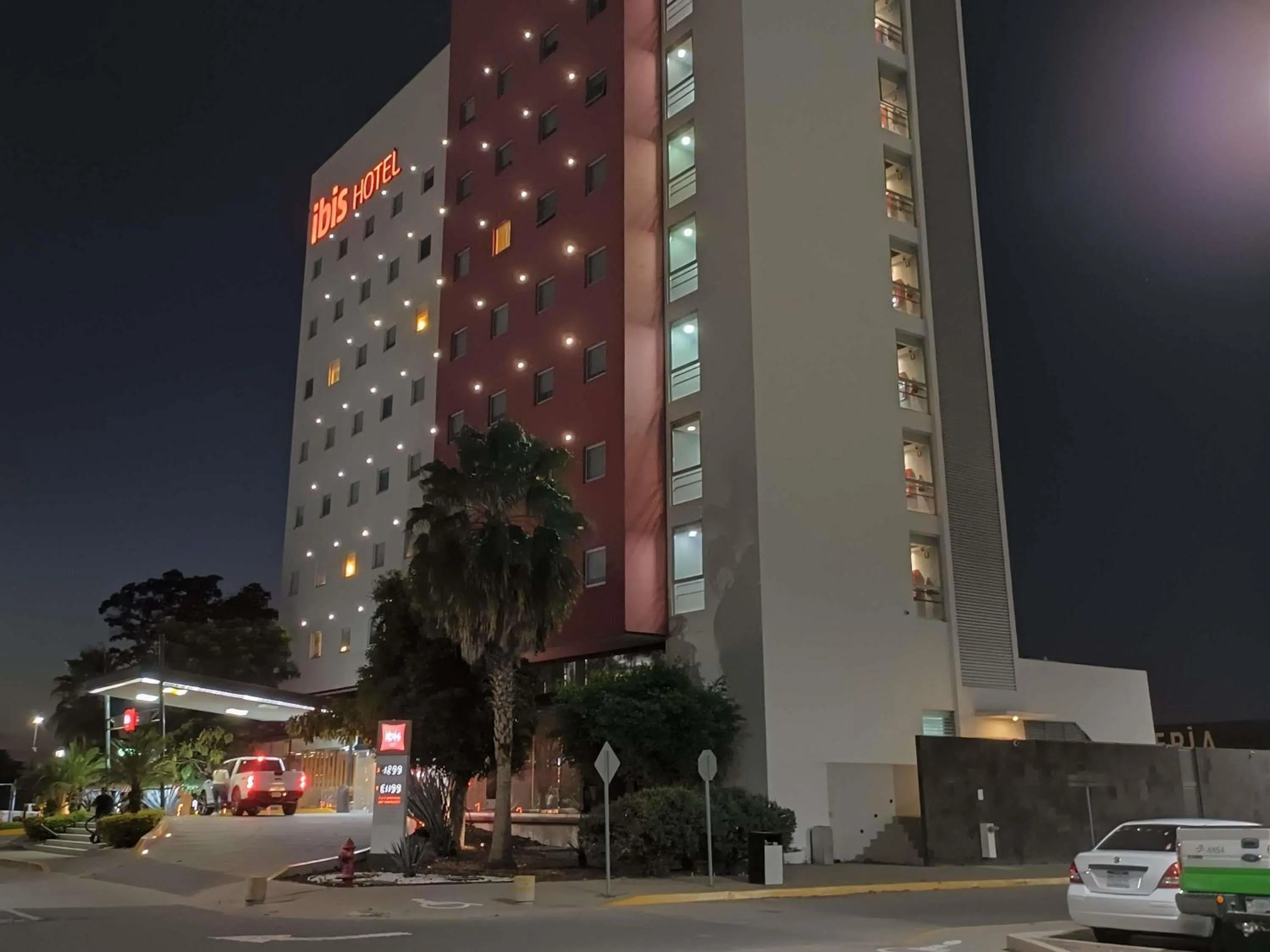 Property building in Ibis Culiacan
