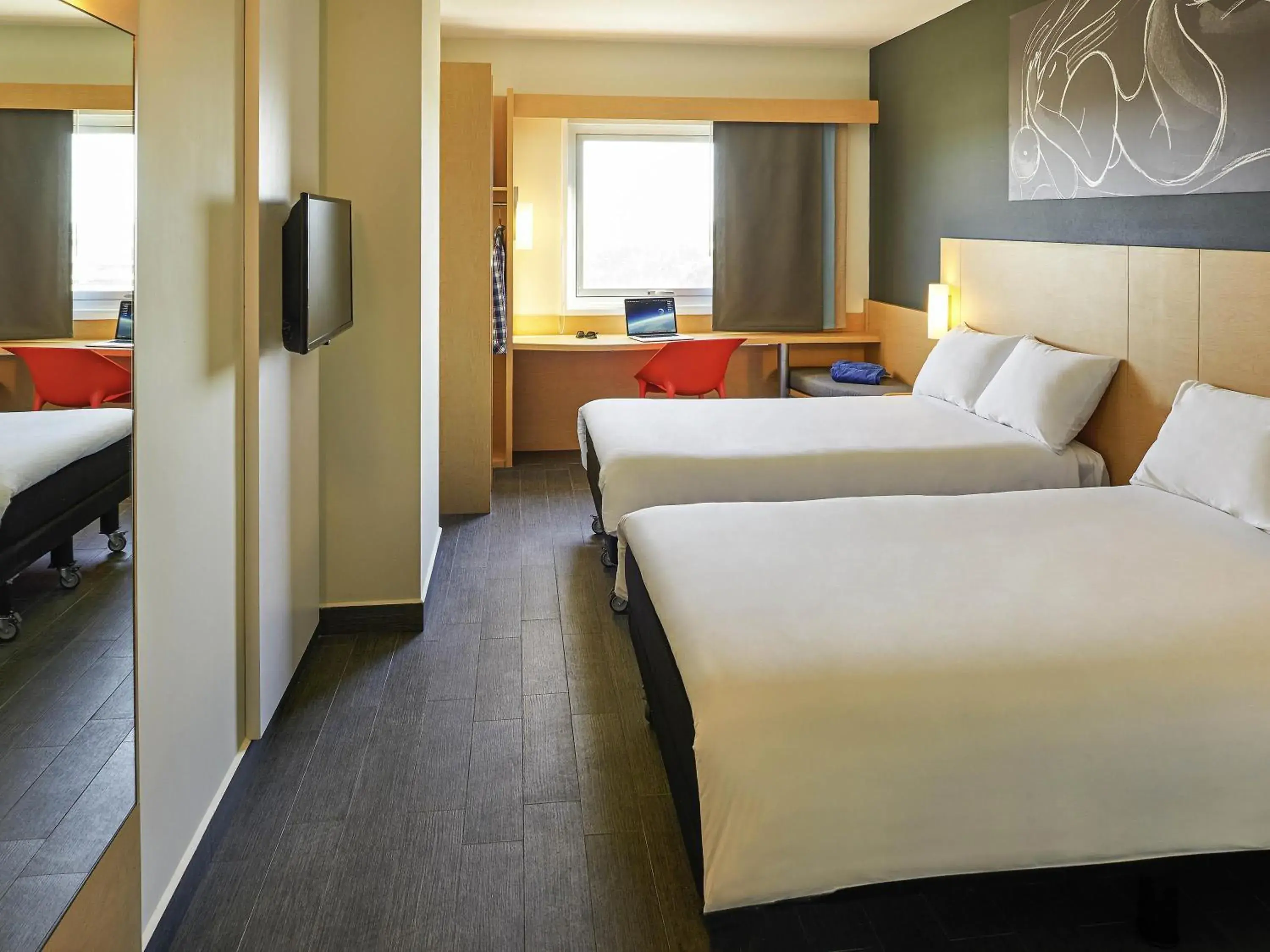 Bedroom, Bed in Ibis Culiacan Bedroom, Bed in Ibis Culiacan