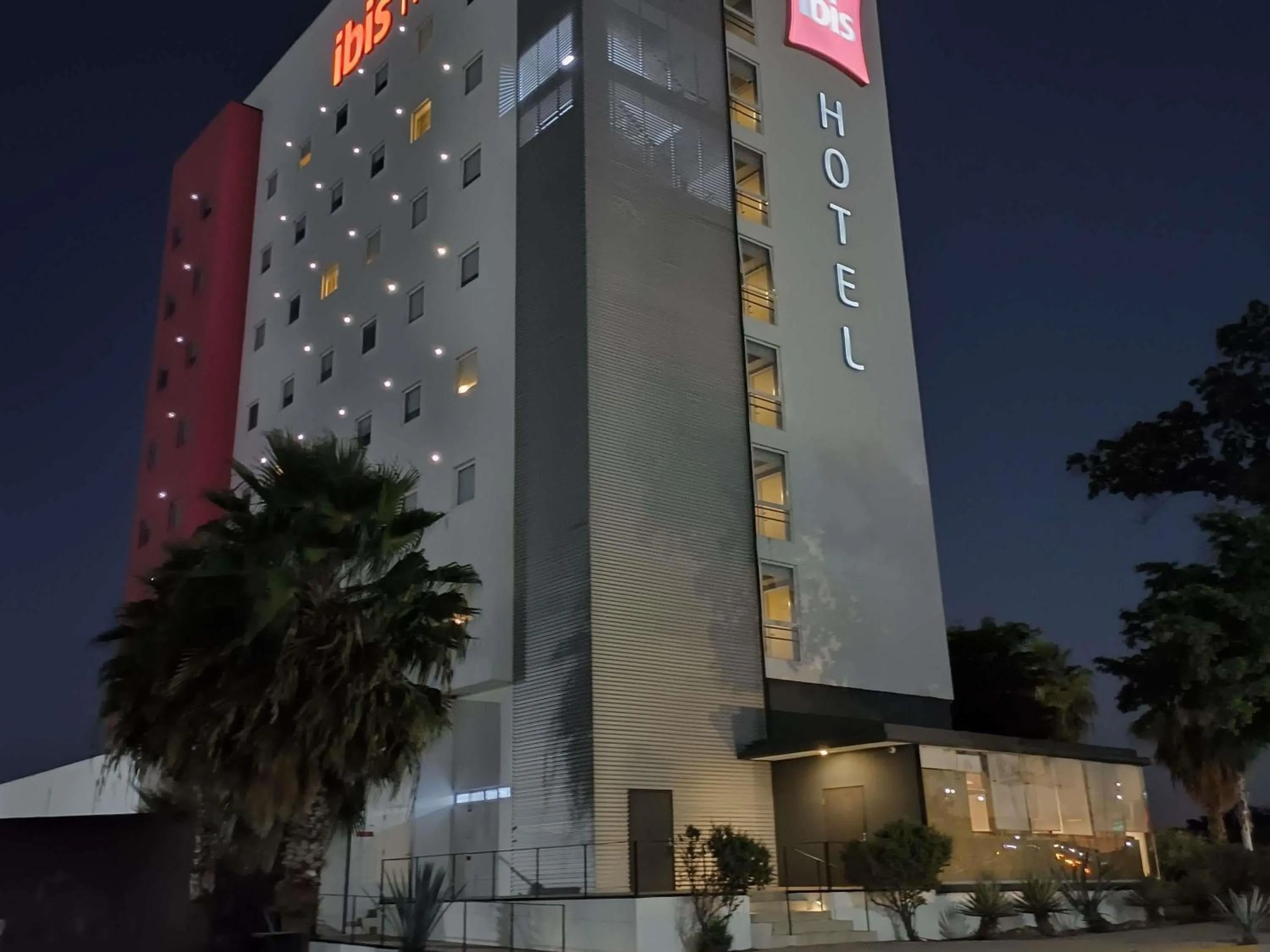 Property building in Ibis Culiacan