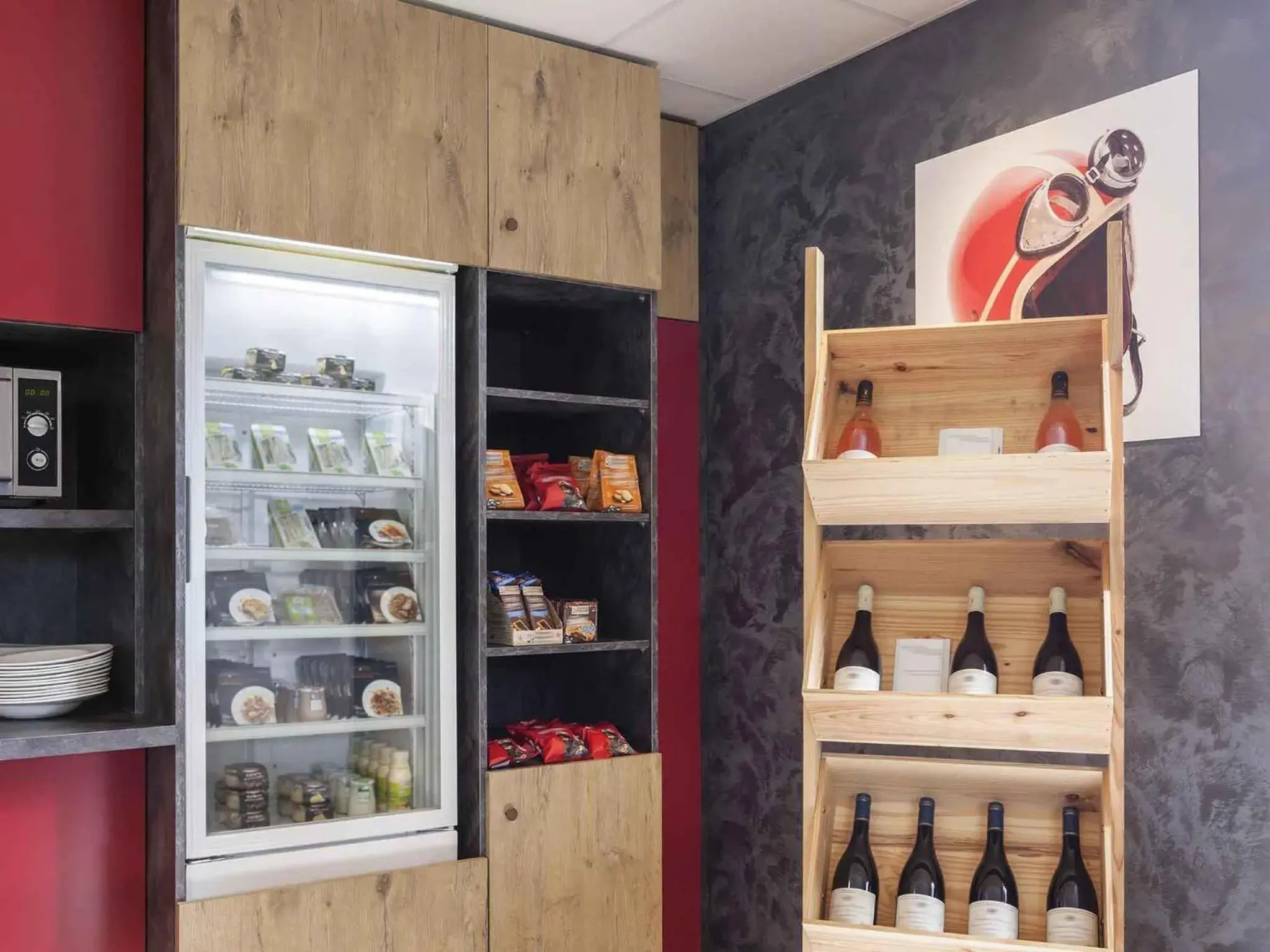 Lounge or bar in ibis Styles Vierzon Lounge or bar in ibis Styles Vierzon