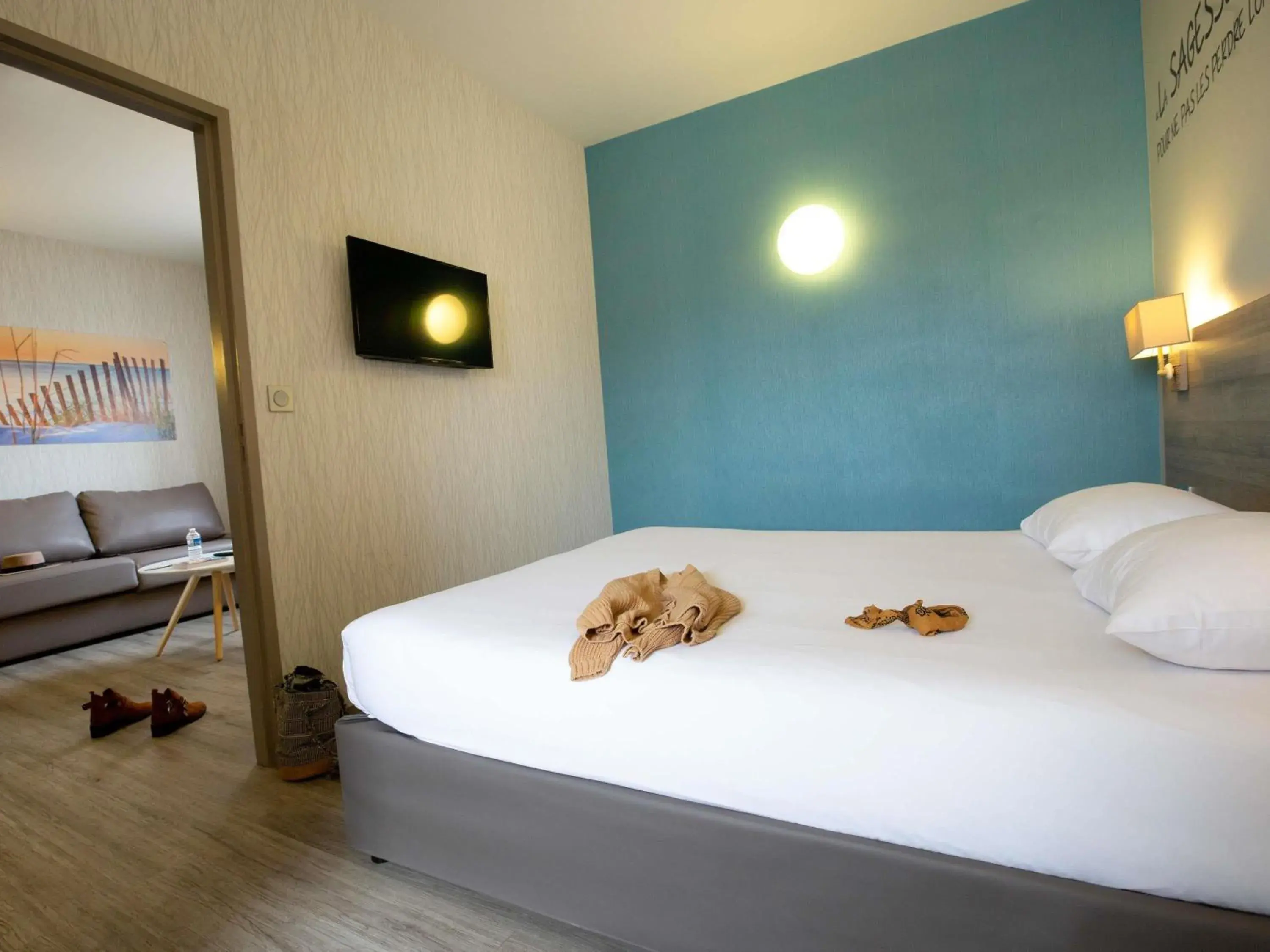 Bedroom, Bed in ibis Styles Vierzon Bedroom, Bed in ibis Styles Vierzon