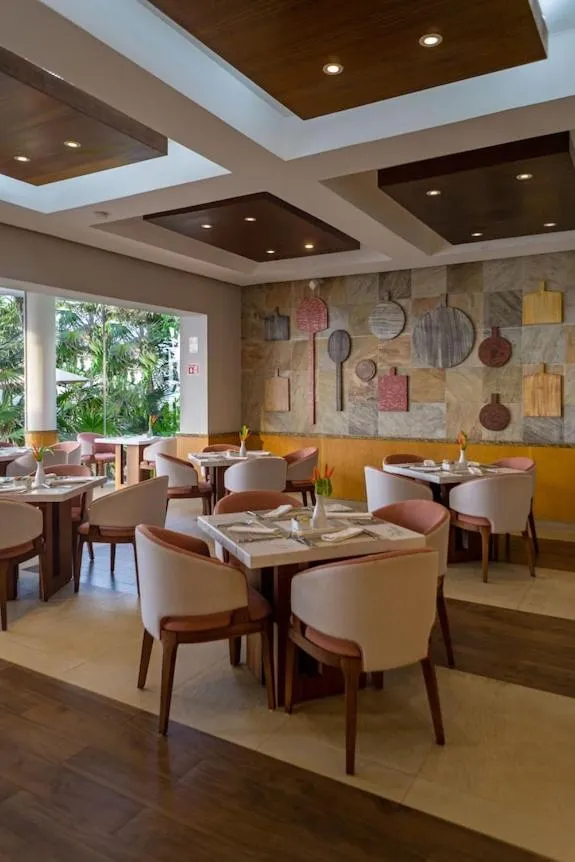 Restaurant/places to eat in SUNSET FISHERMEN BEACH & SPA RESORT-Optional All Inclusive- Room 344A-344B-Playacar, Phase 1