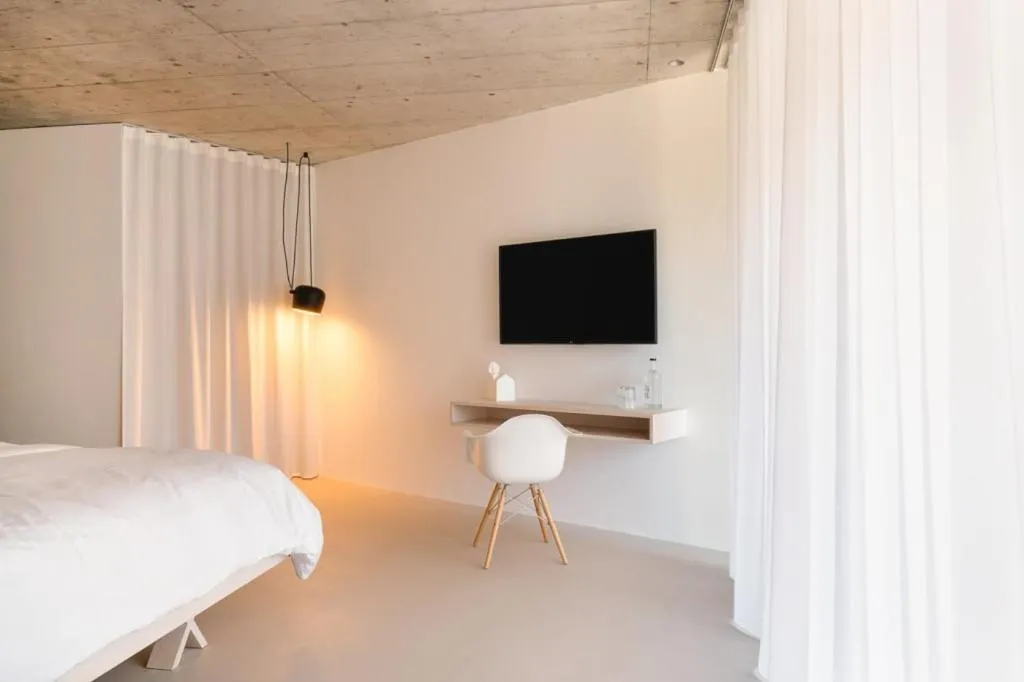 Bed in Design Hotel Tyrol