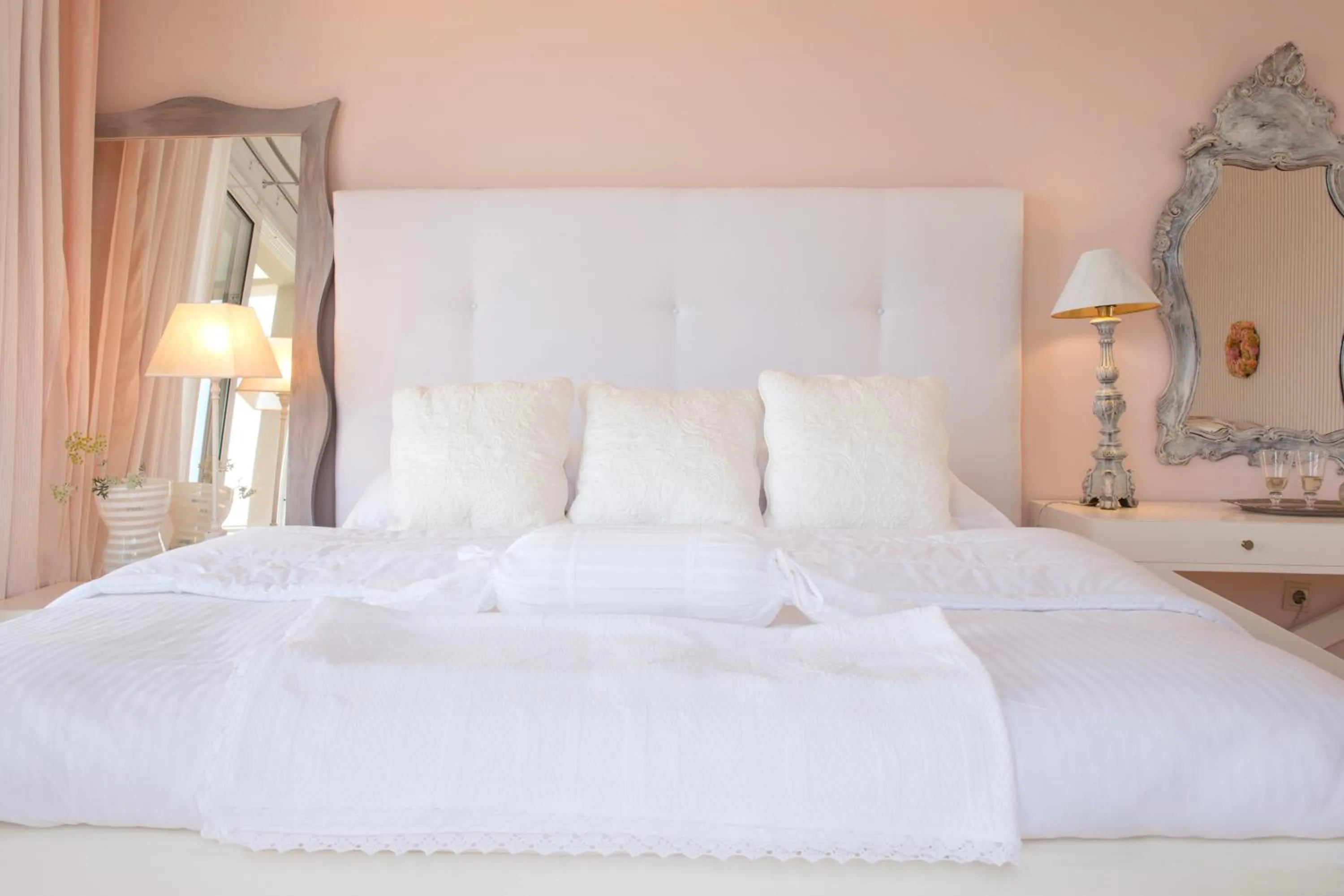 Bed in Mare Monte Small Boutique Hotel