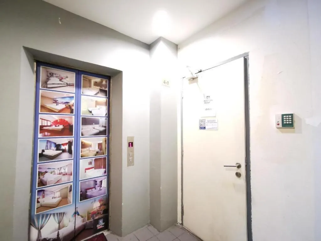 BLUEMOON BOUTIQUE HOTEL