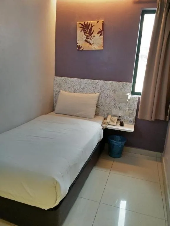 BLUEMOON BOUTIQUE HOTEL