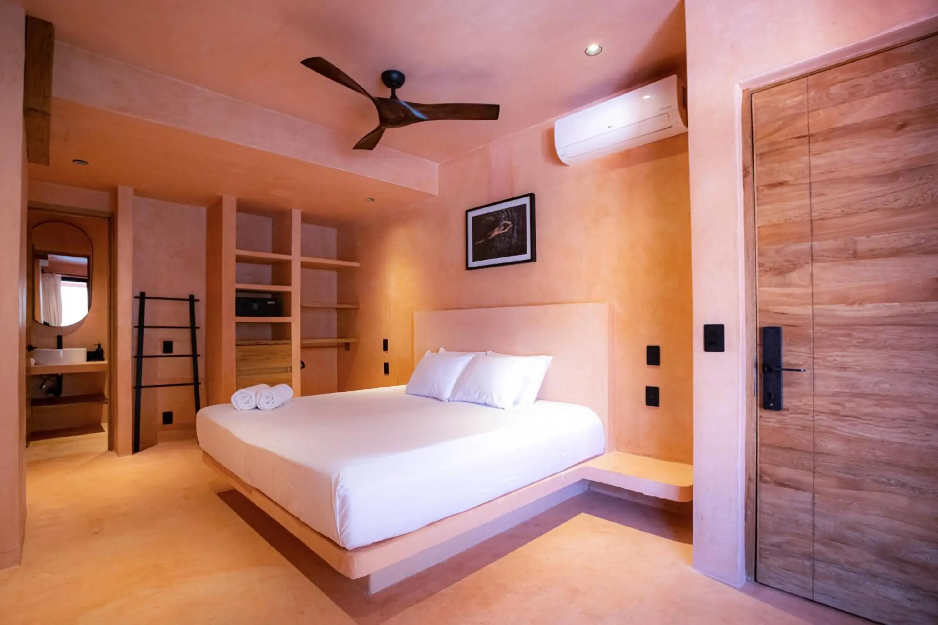 Deluxe Double or Twin Room with Pool View in Casa Toro La Punta Deluxe Double or Twin Room with Pool View in Casa Toro La Punta