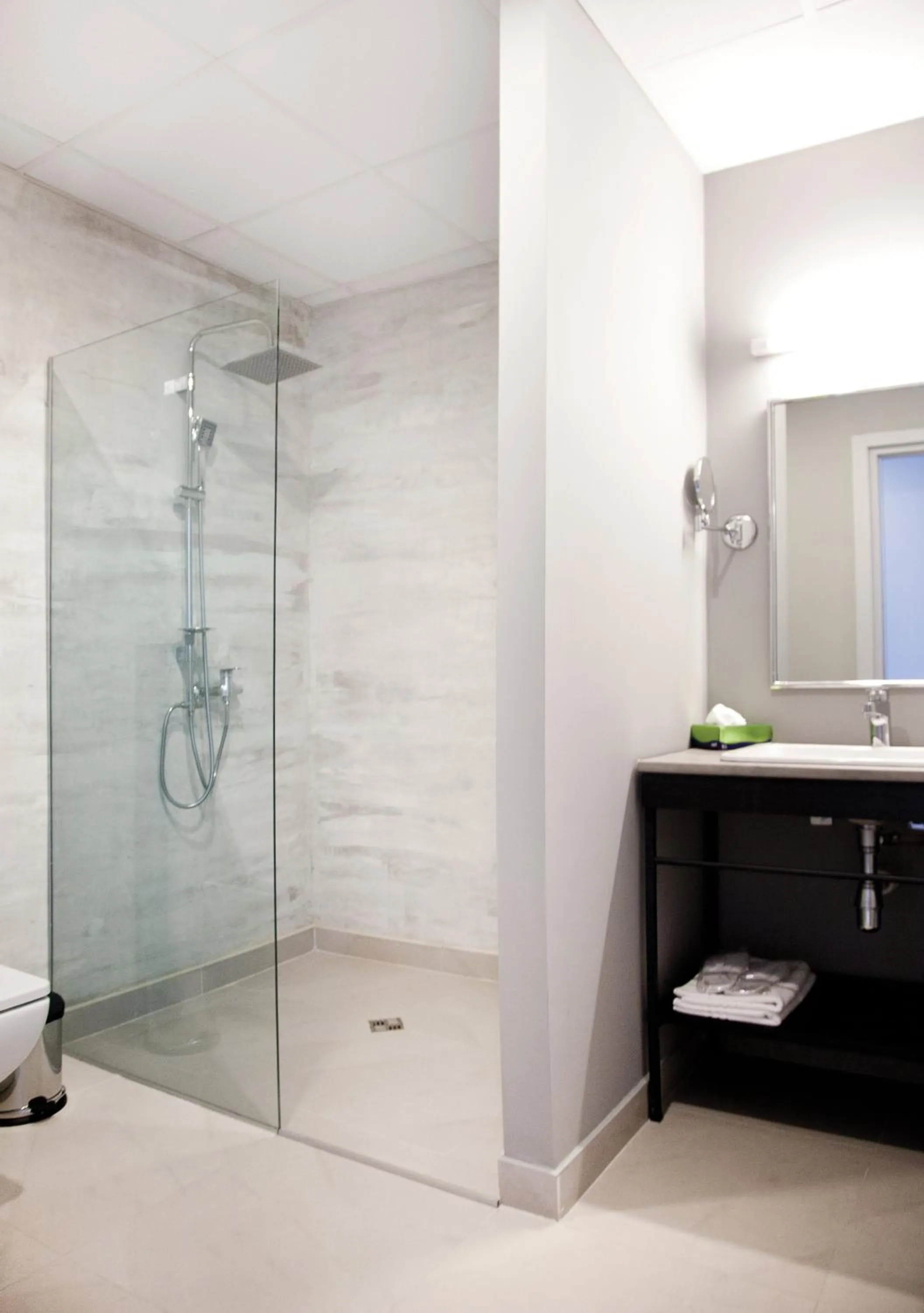 Shower in The Terrace Boutique Hotel