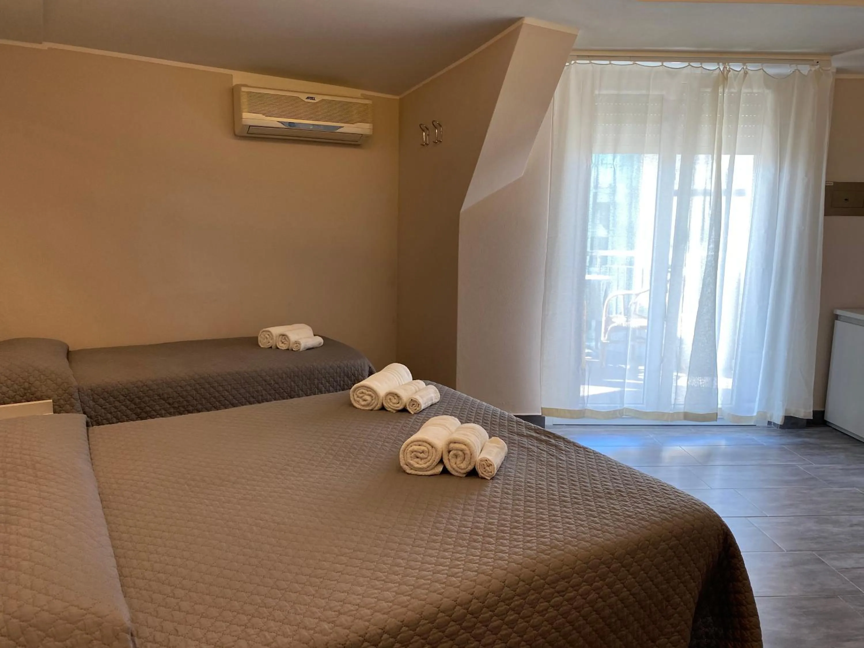 Photo of the whole room, Bed in Hotel Moderno - Bed & Breakfast