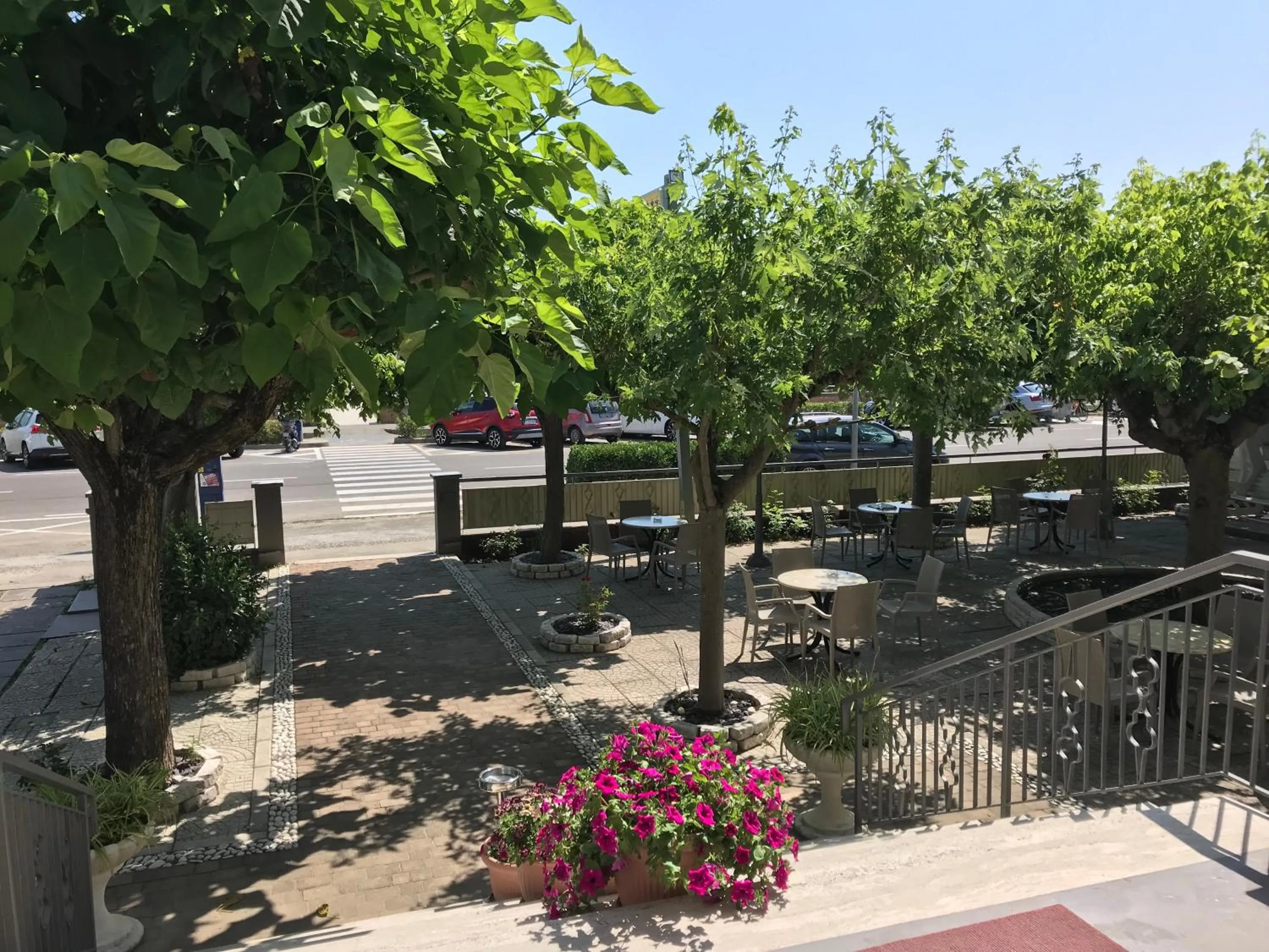 Property building in Hotel Moderno - Bed & Breakfast