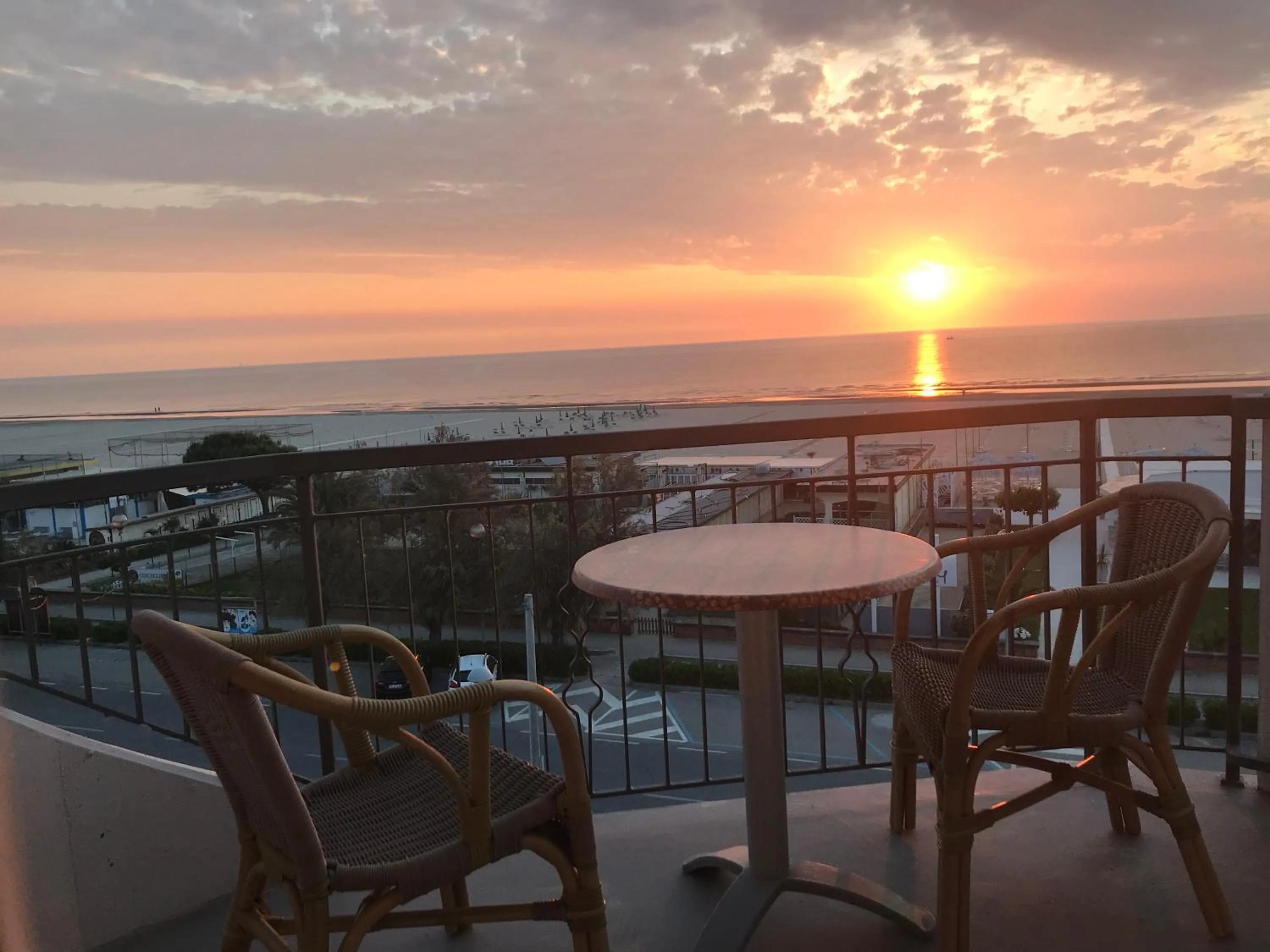 Spring in Hotel Moderno - Bed & Breakfast