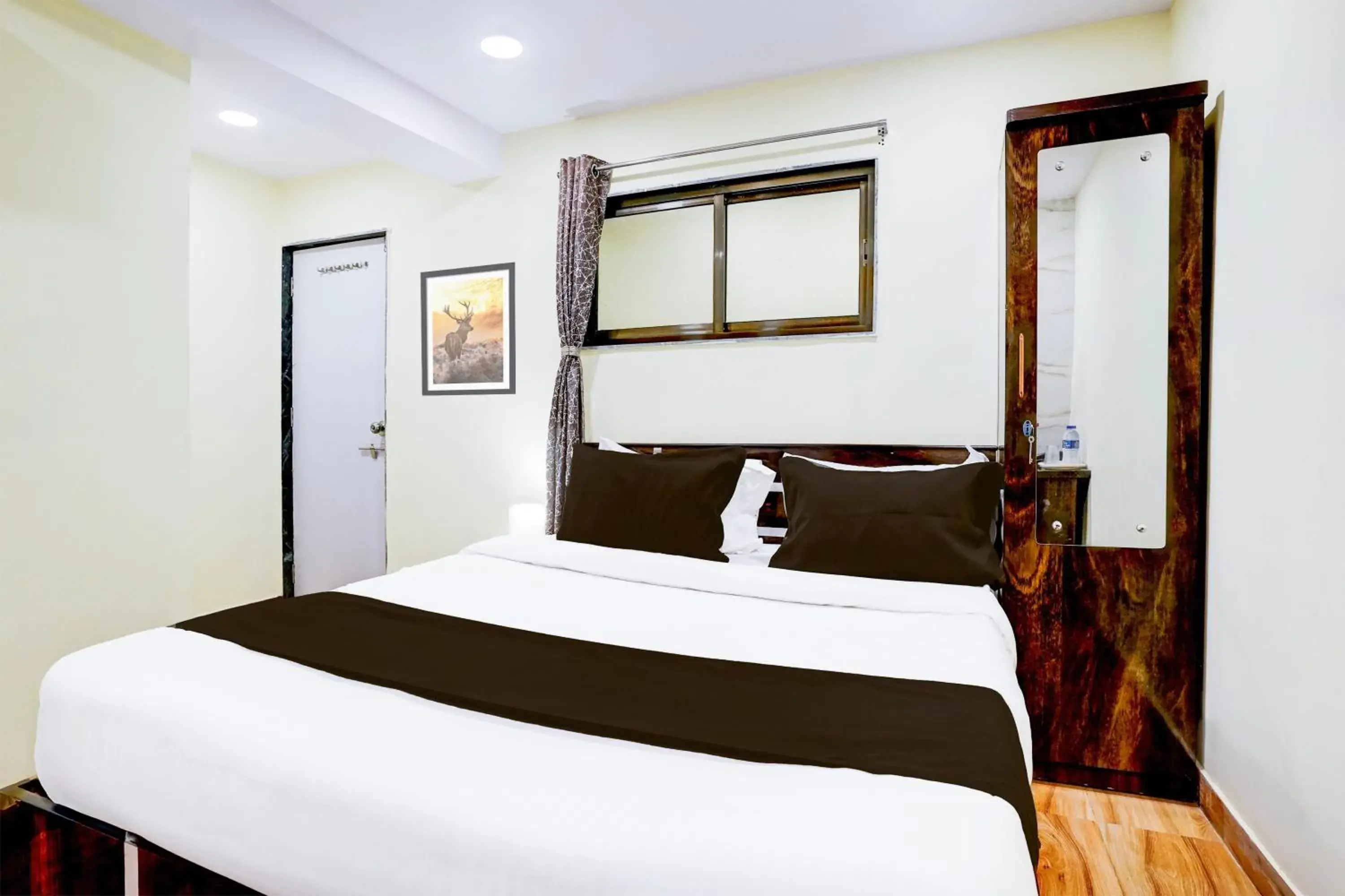 Classic Triple Room - single occupancy in Hotel O Metro Galaxy inn Classic Triple Room - single occupancy in Hotel O Metro Galaxy inn