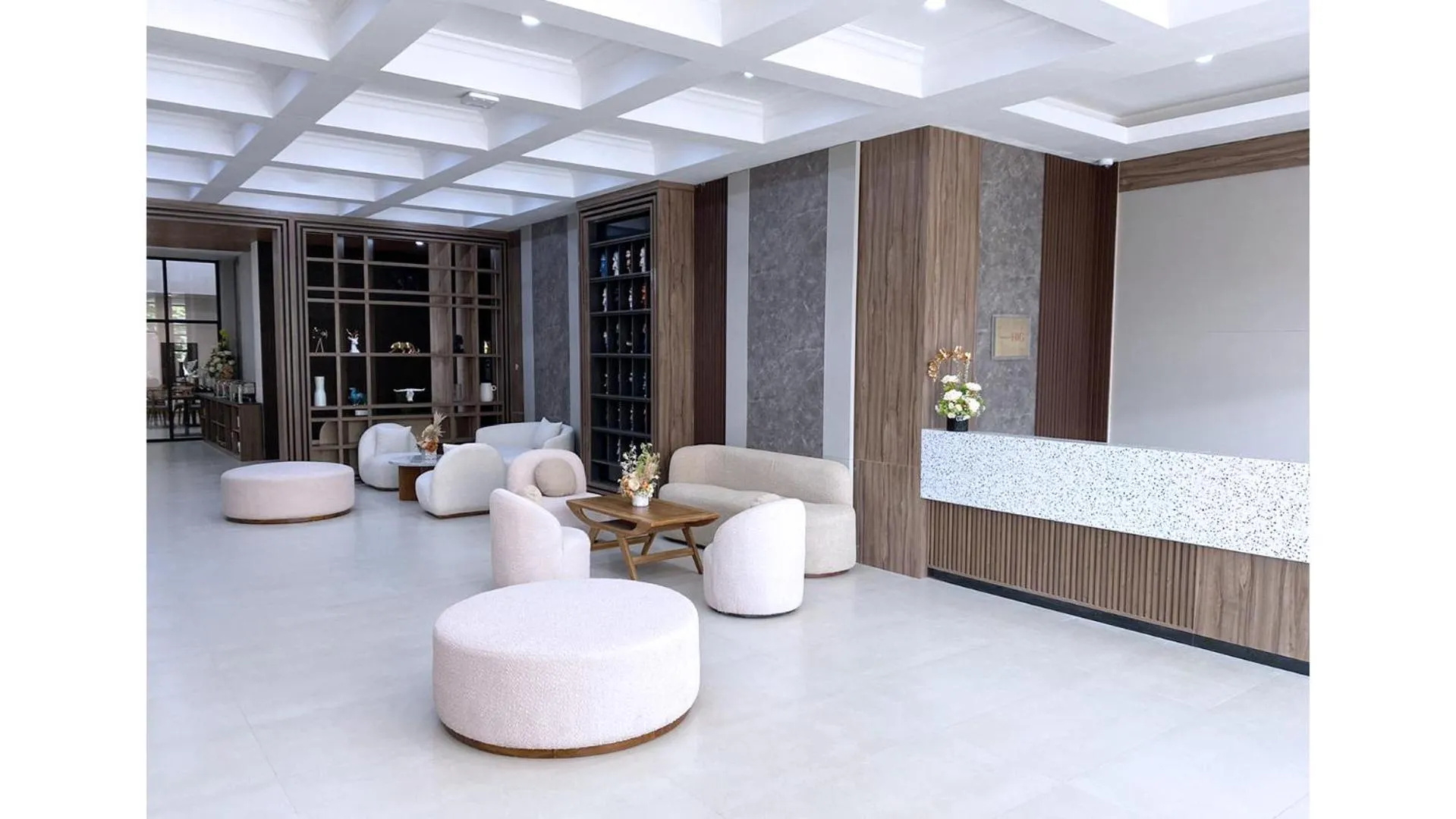 Lobby or reception in Khas Palu Hotel