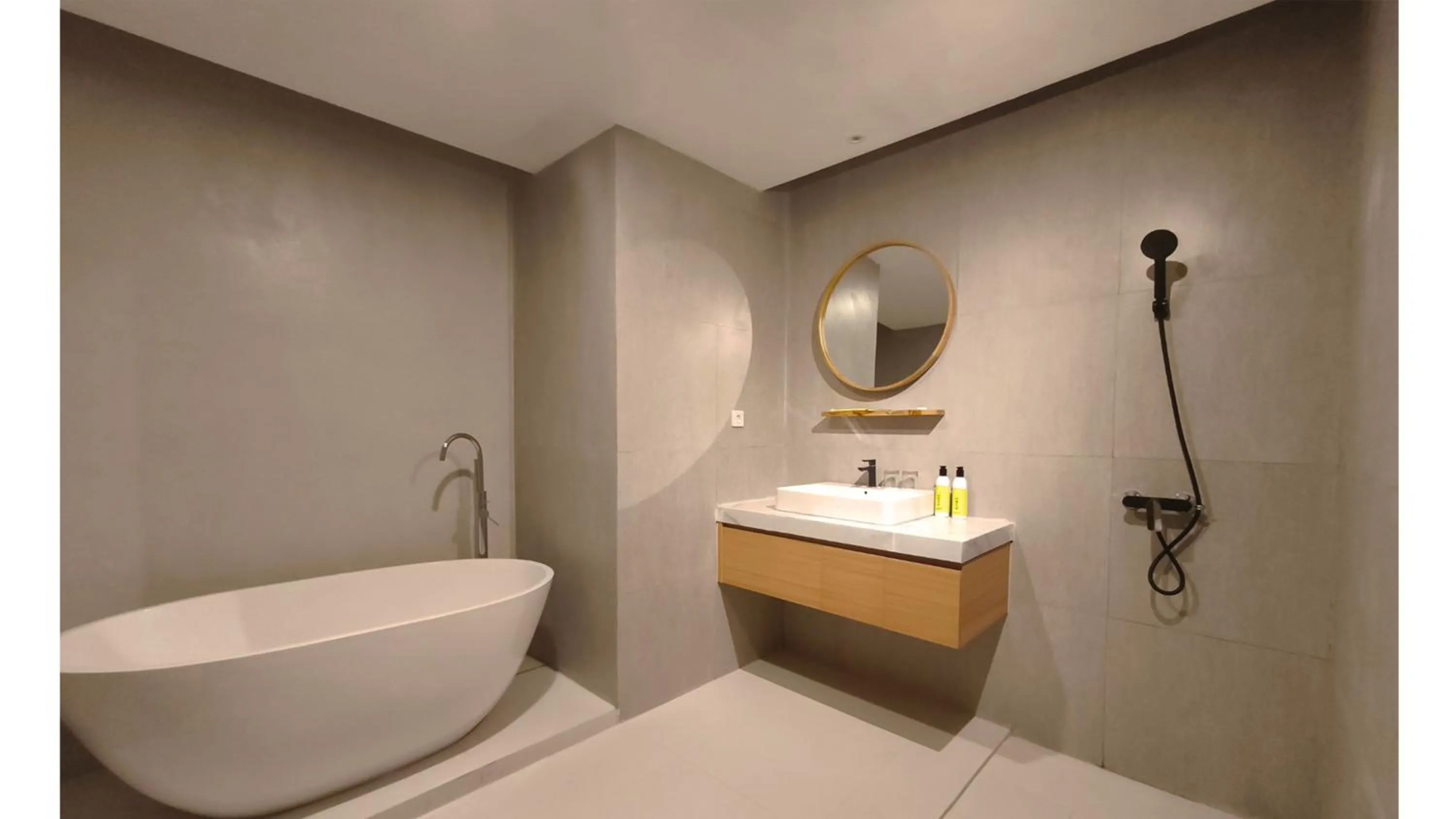 Bathroom in Khas Palu Hotel