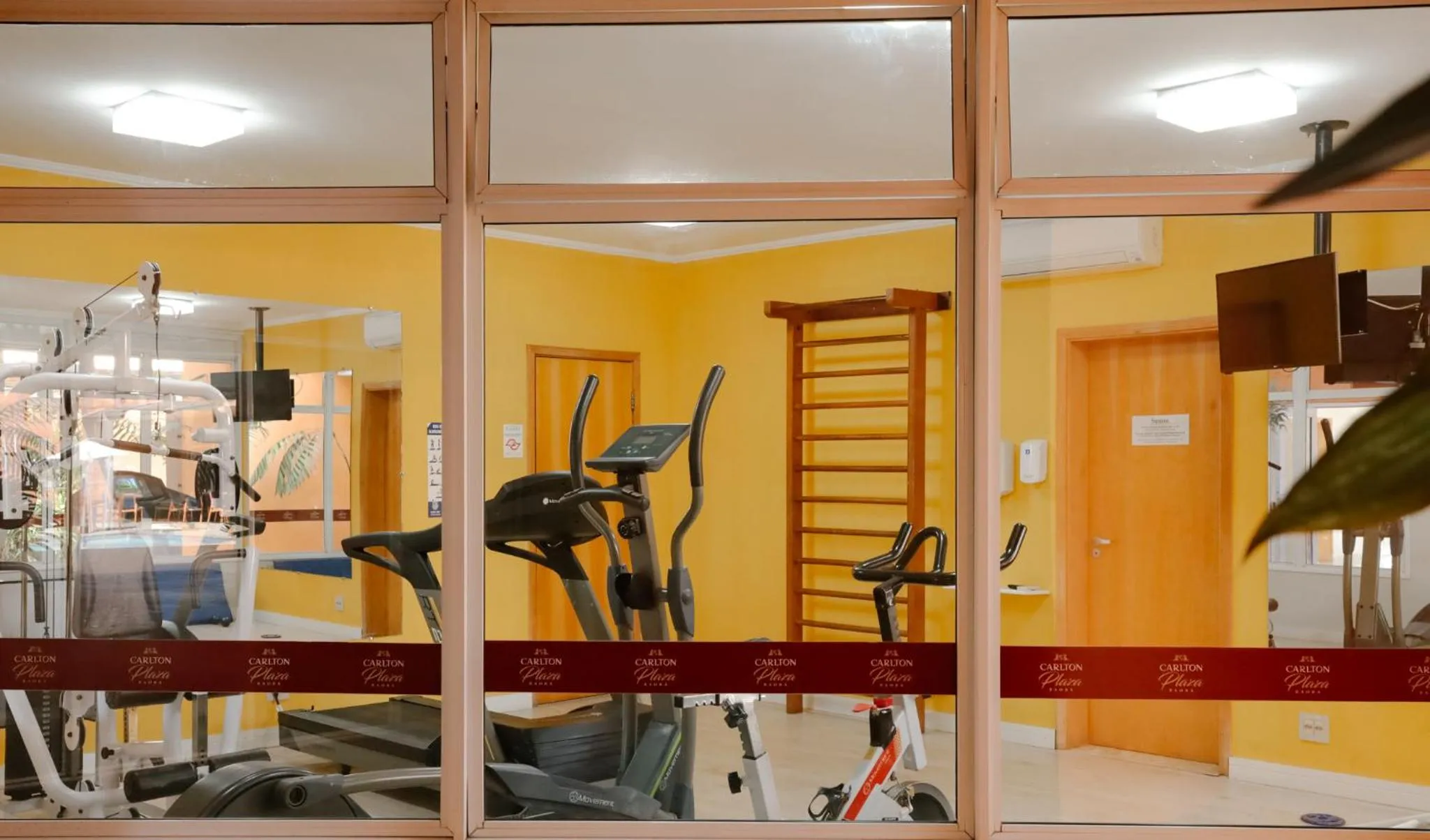 Fitness centre/facilities in Carlton Plaza Baobá