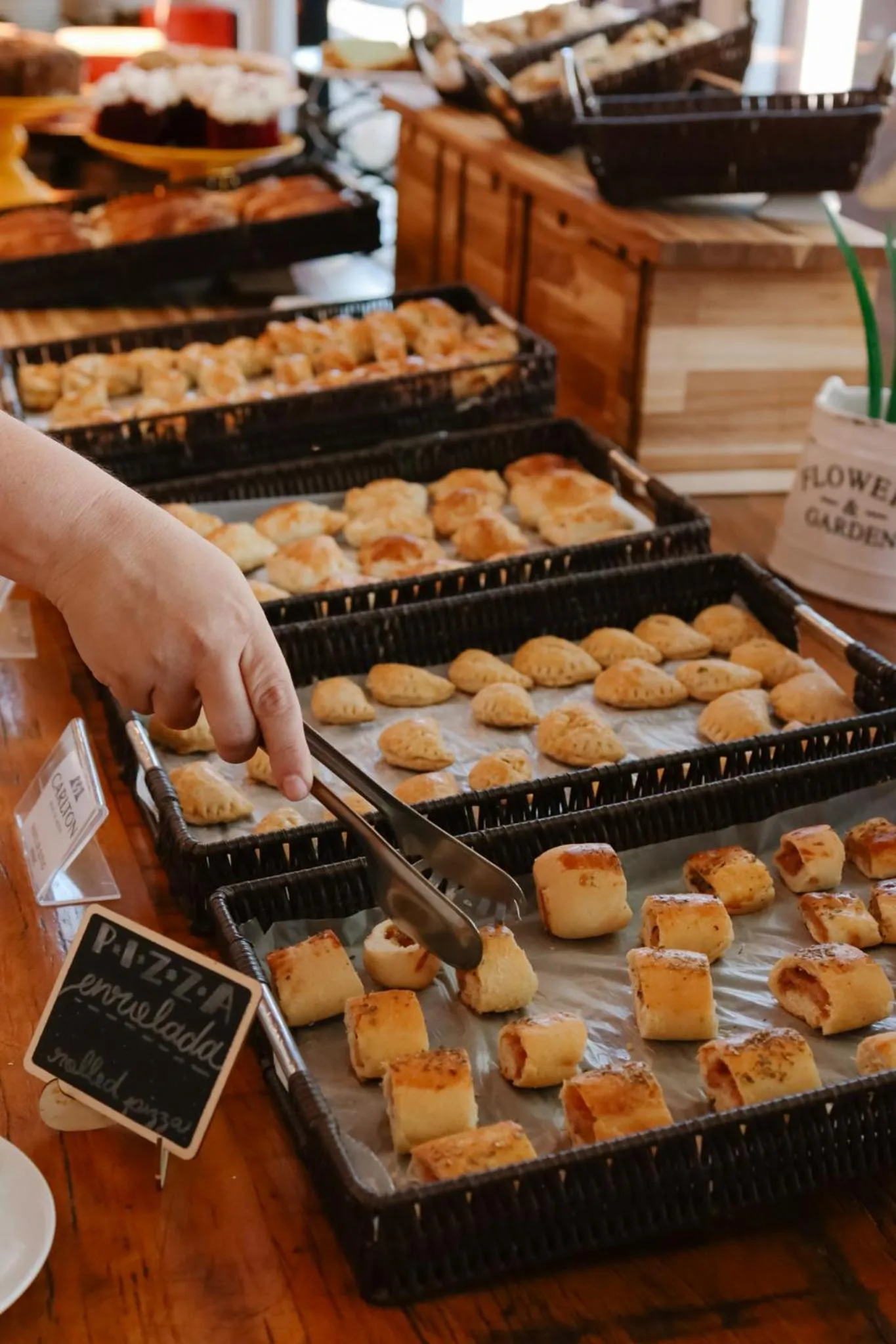 Food and drinks in Carlton Plaza Baobá