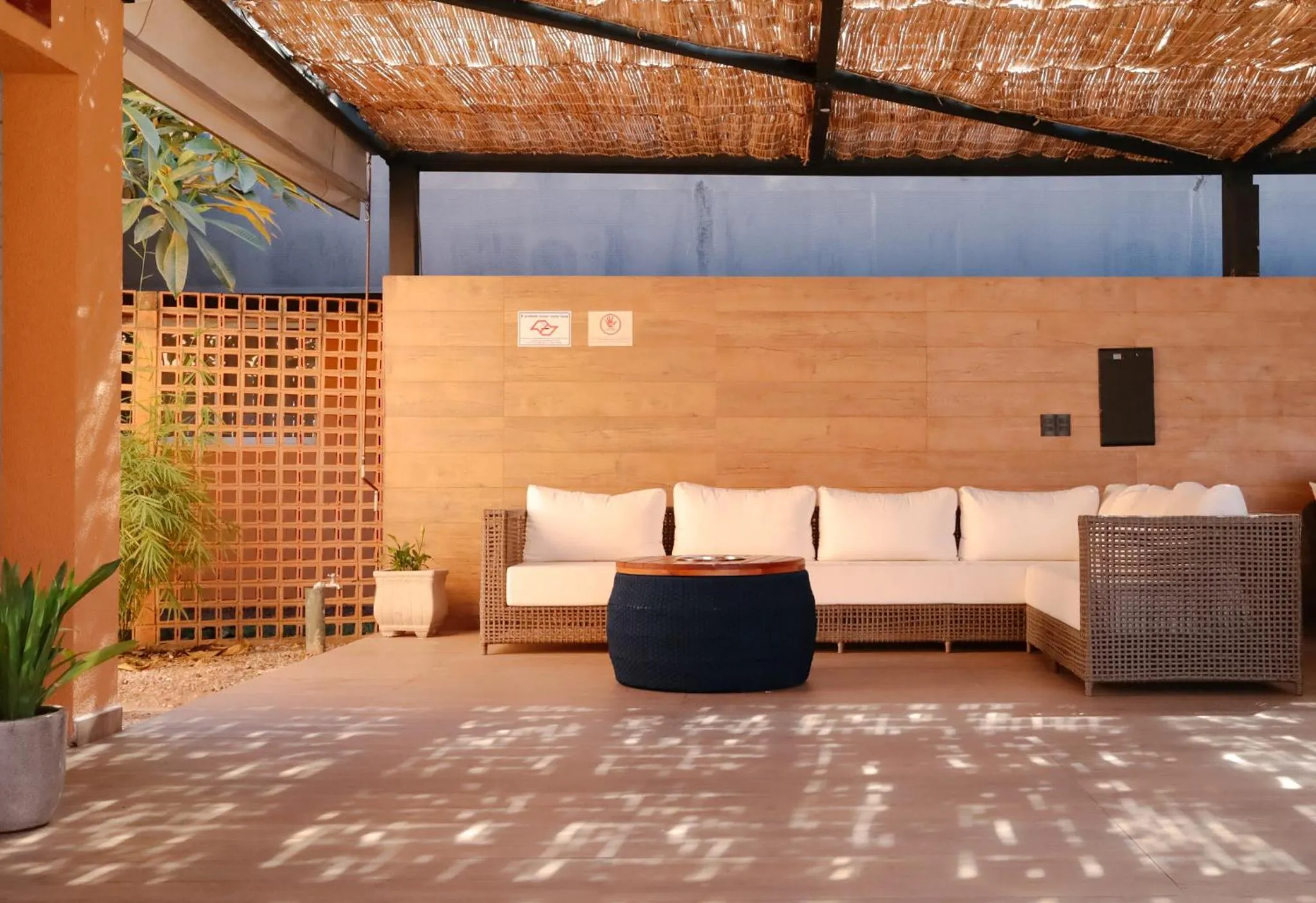 Lounge or bar in Carlton Plaza Baobá