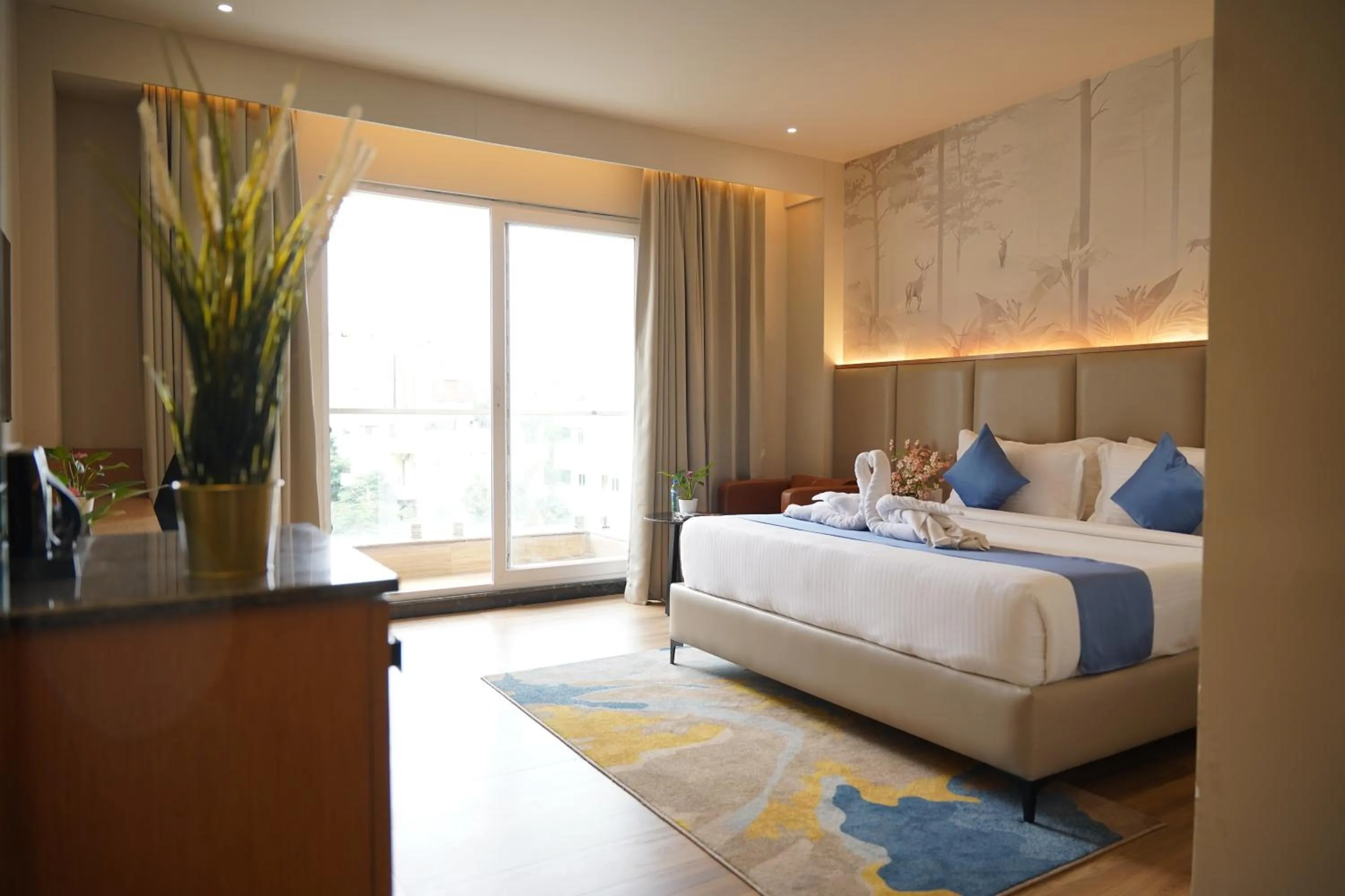 Bed in Clarion Hotel Hyderabad