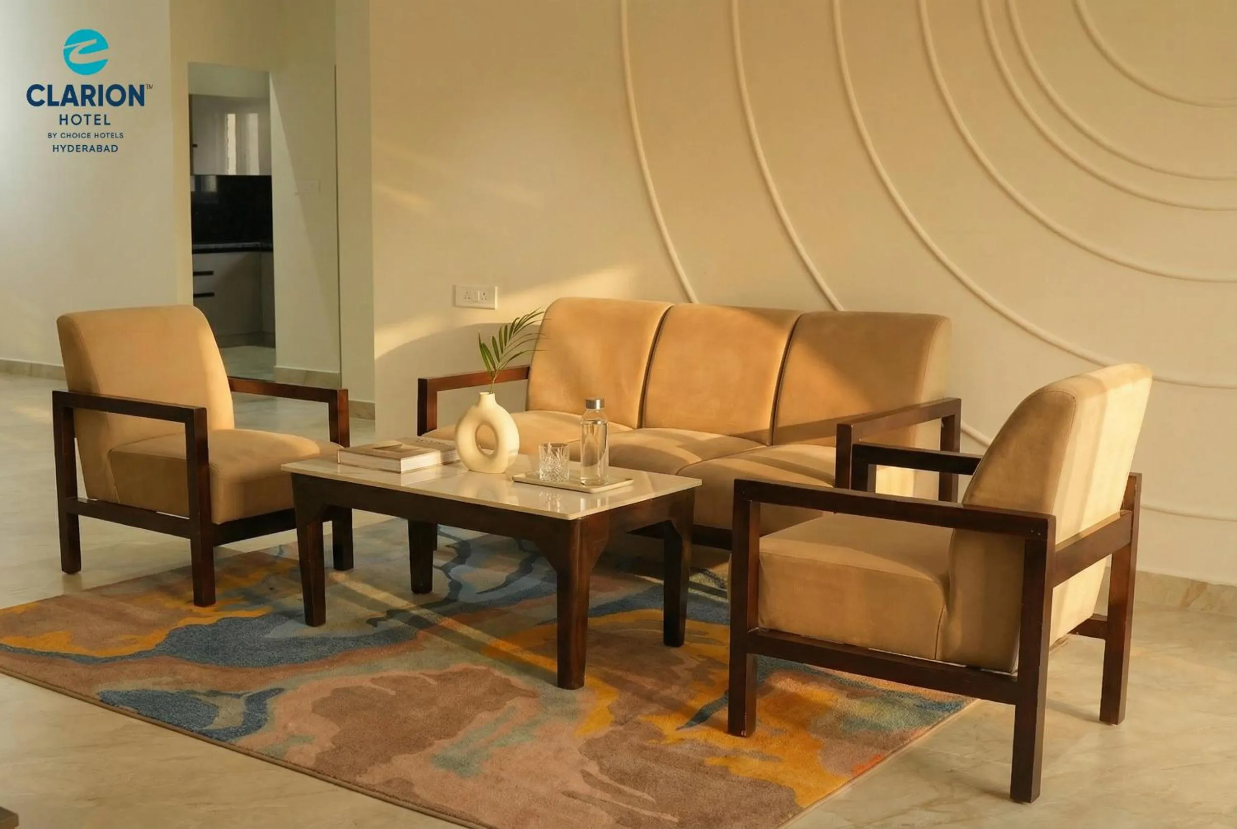 Living room in Clarion Hotel Hyderabad